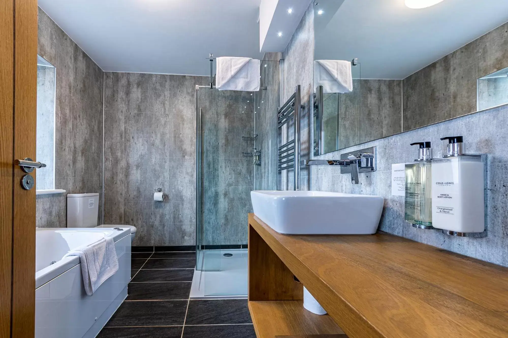 Four Poster Room in Crossways Four Poster Room in Crossways