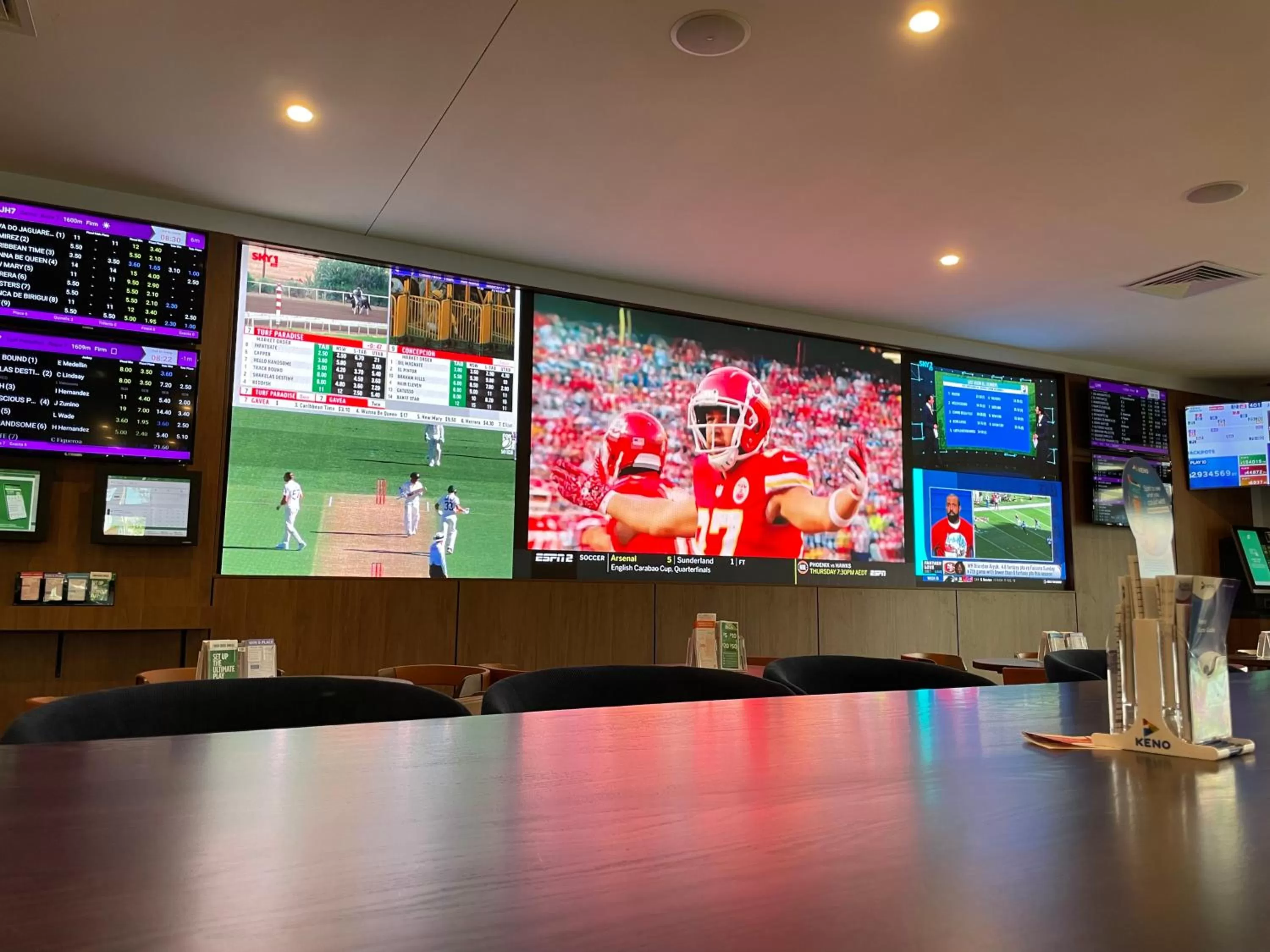 Lounge or bar in Meadowbrook Hotel Brisbane