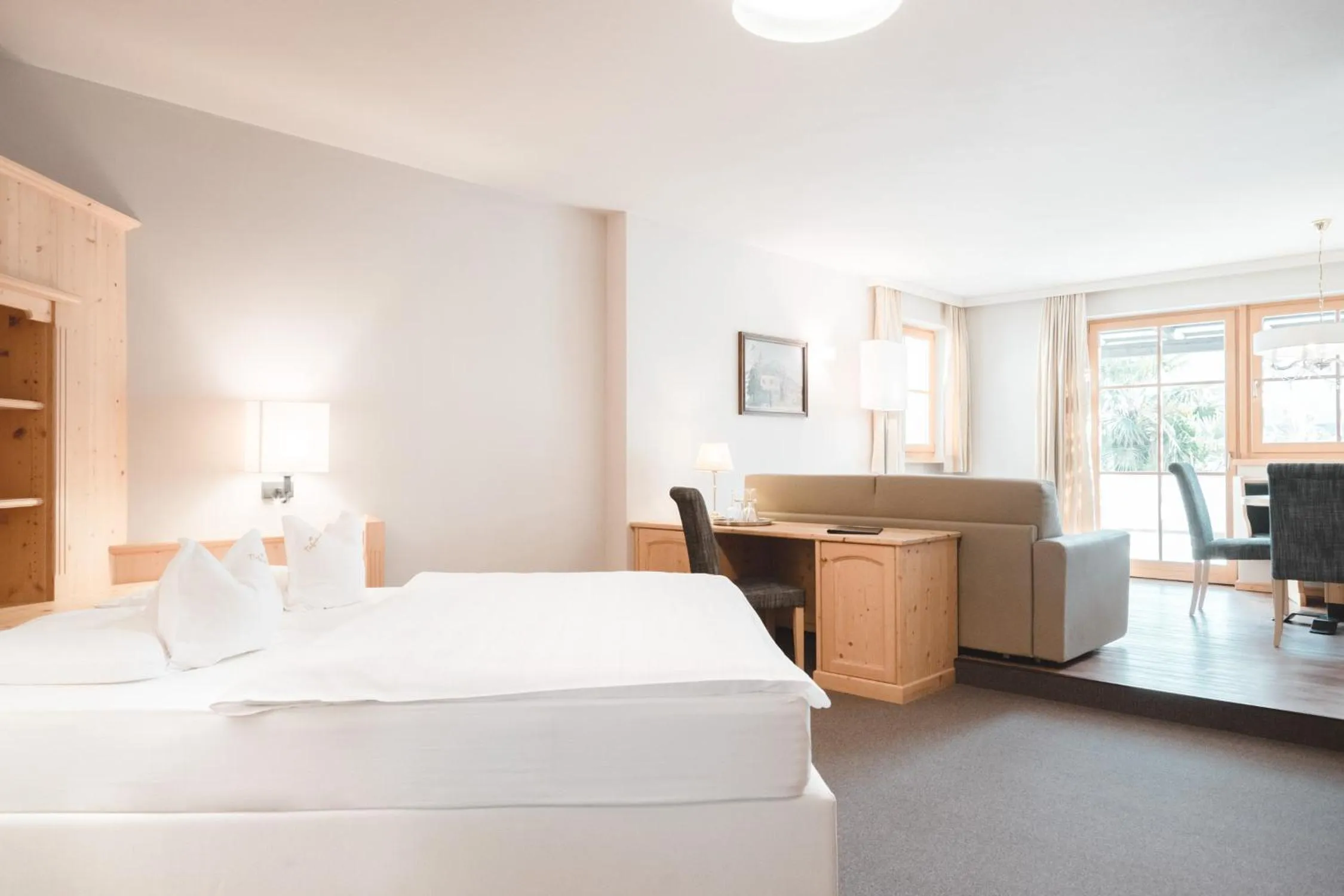 Hotel Tiefenbrunn Gardensuites & Breakfast
