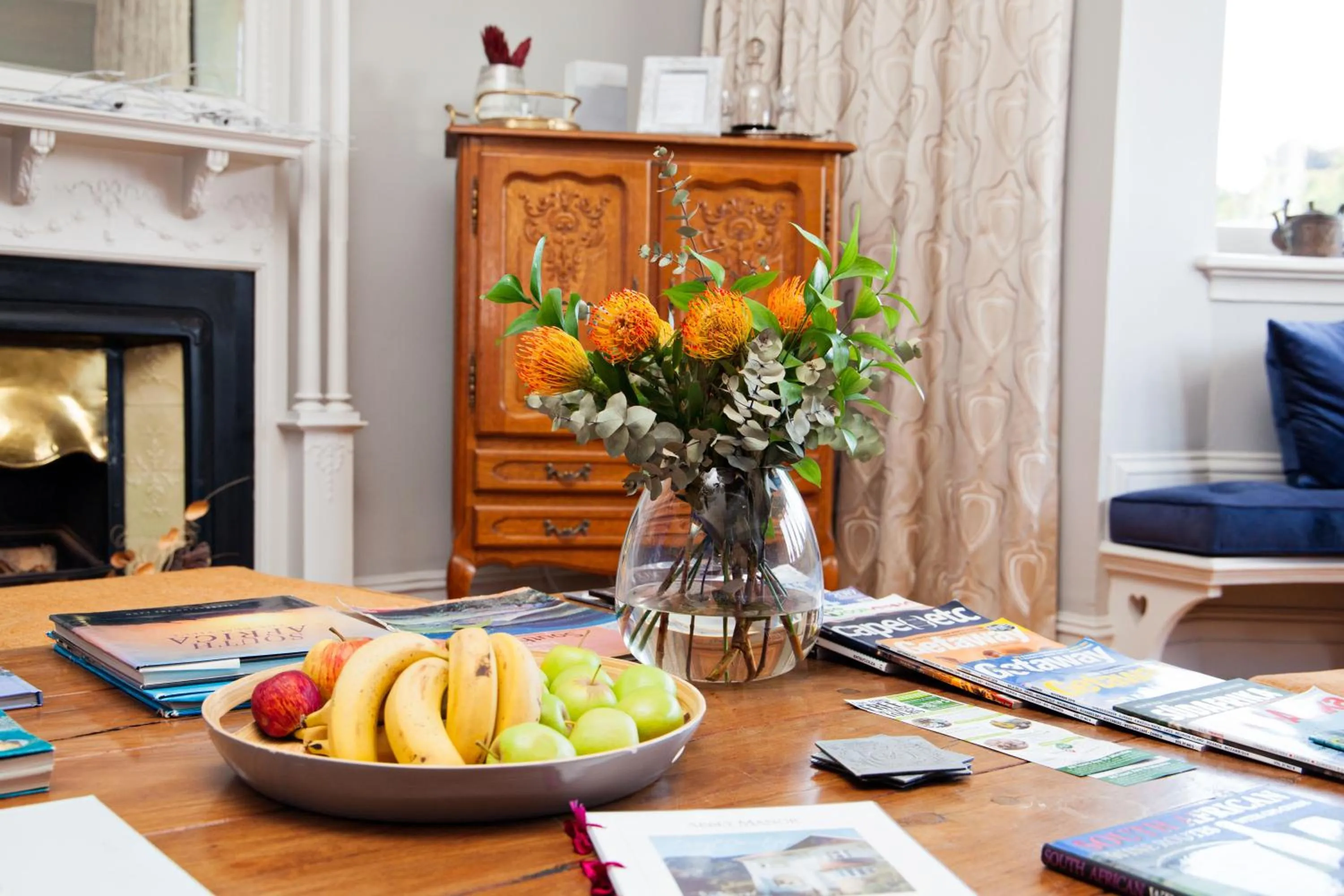 Lounge or bar in Abbey Manor Luxury Guesthouse