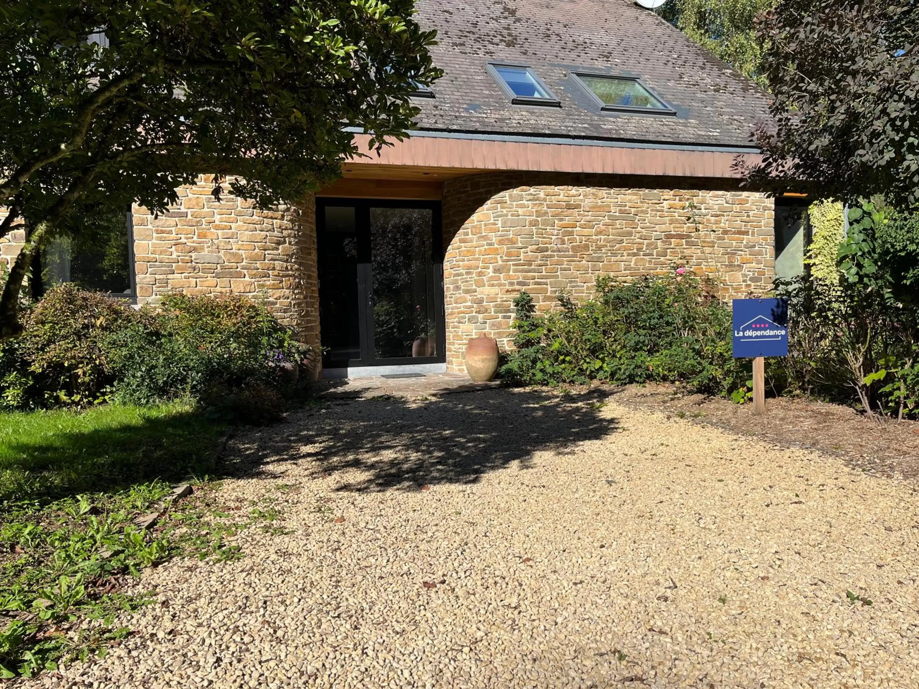 Deluxe Double Room with Shower in Hostellerie La Claire Fontaine, Logis hôtels & Spa