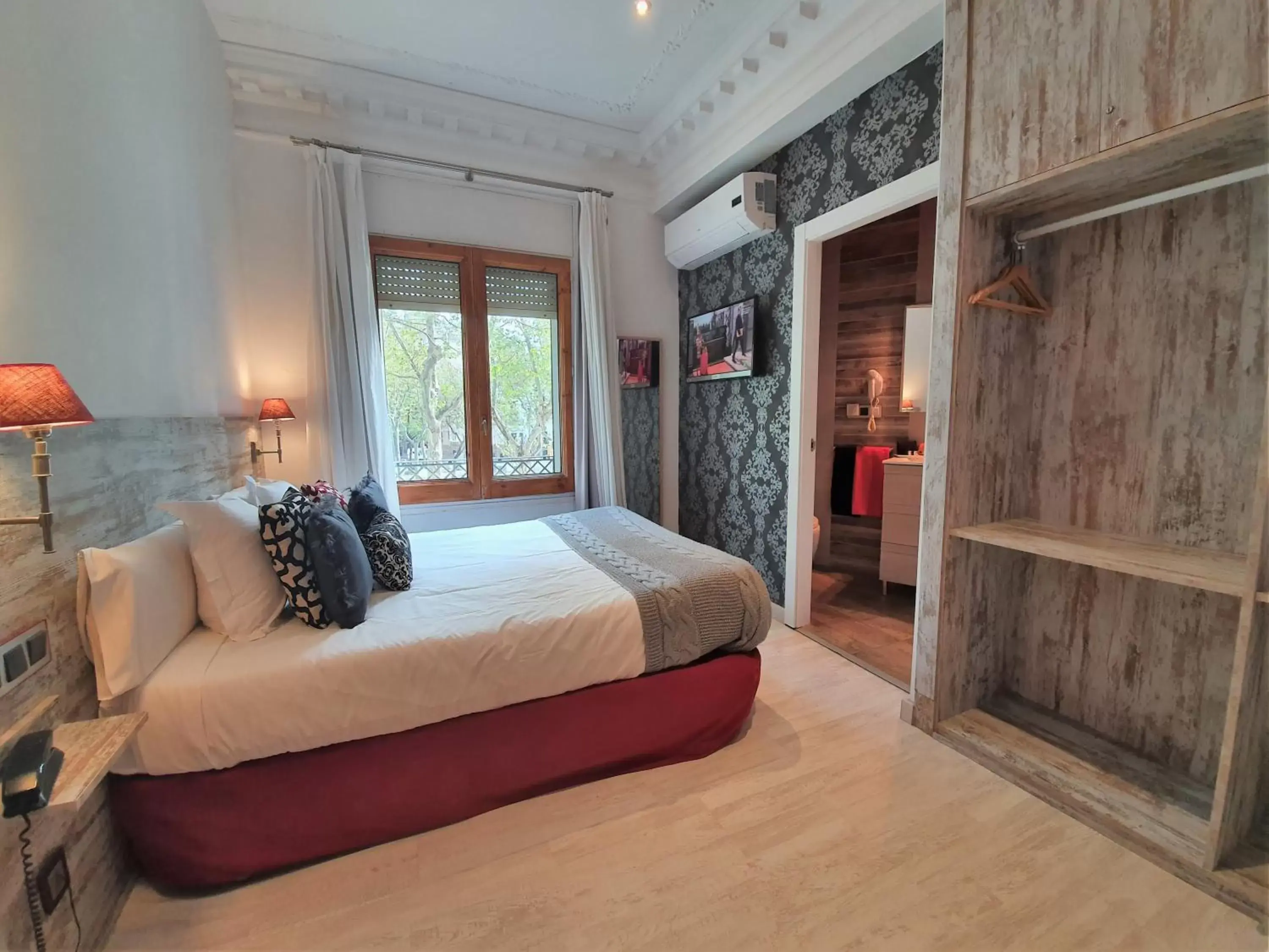 Double Room with View in DreamKeys Barcelona City Double Room with View in DreamKeys Barcelona City