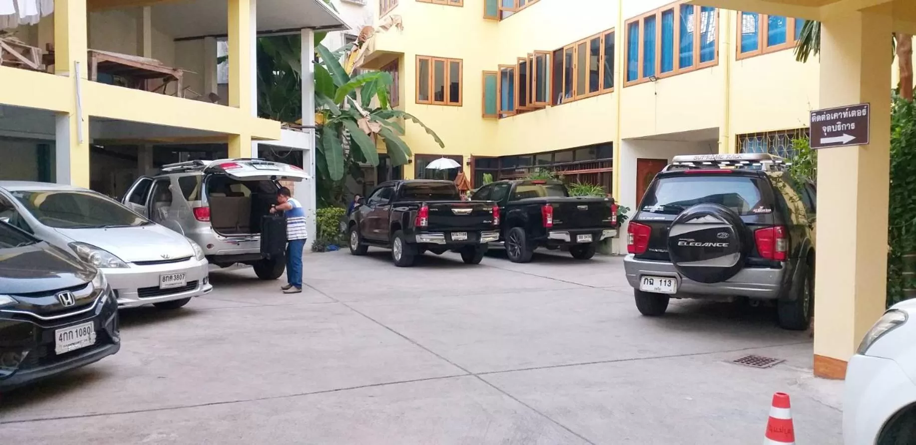 Property building in Ban Mae Boonthong