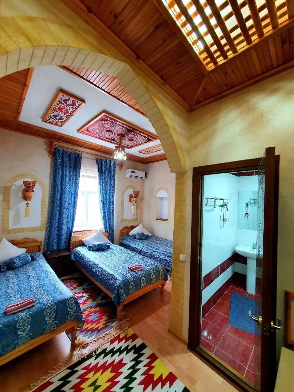 Photo of the whole room, Bed in Zukhro Boutique Hotel
