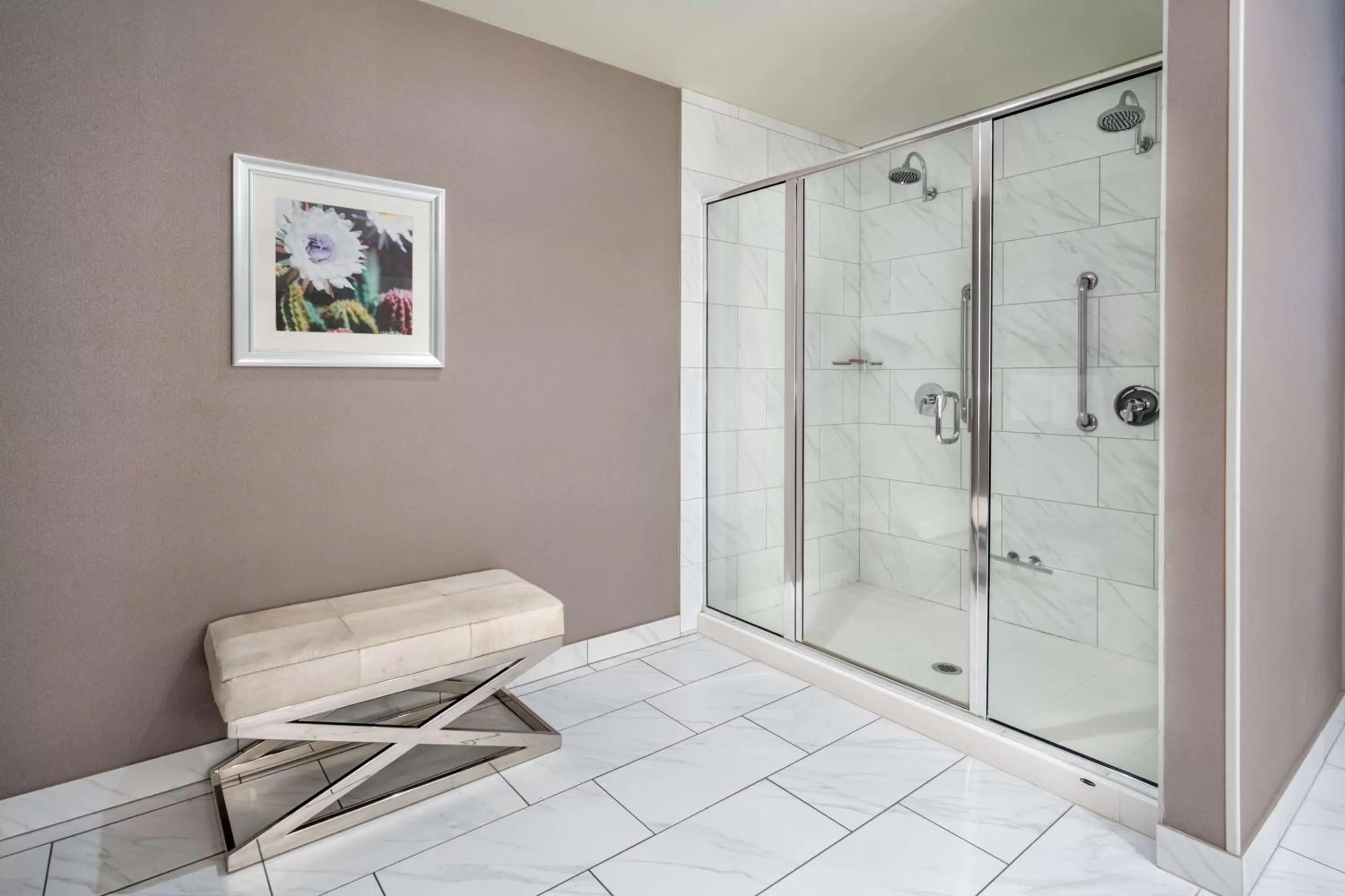 Bathroom in Hilton Garden Inn Phoenix Downtown