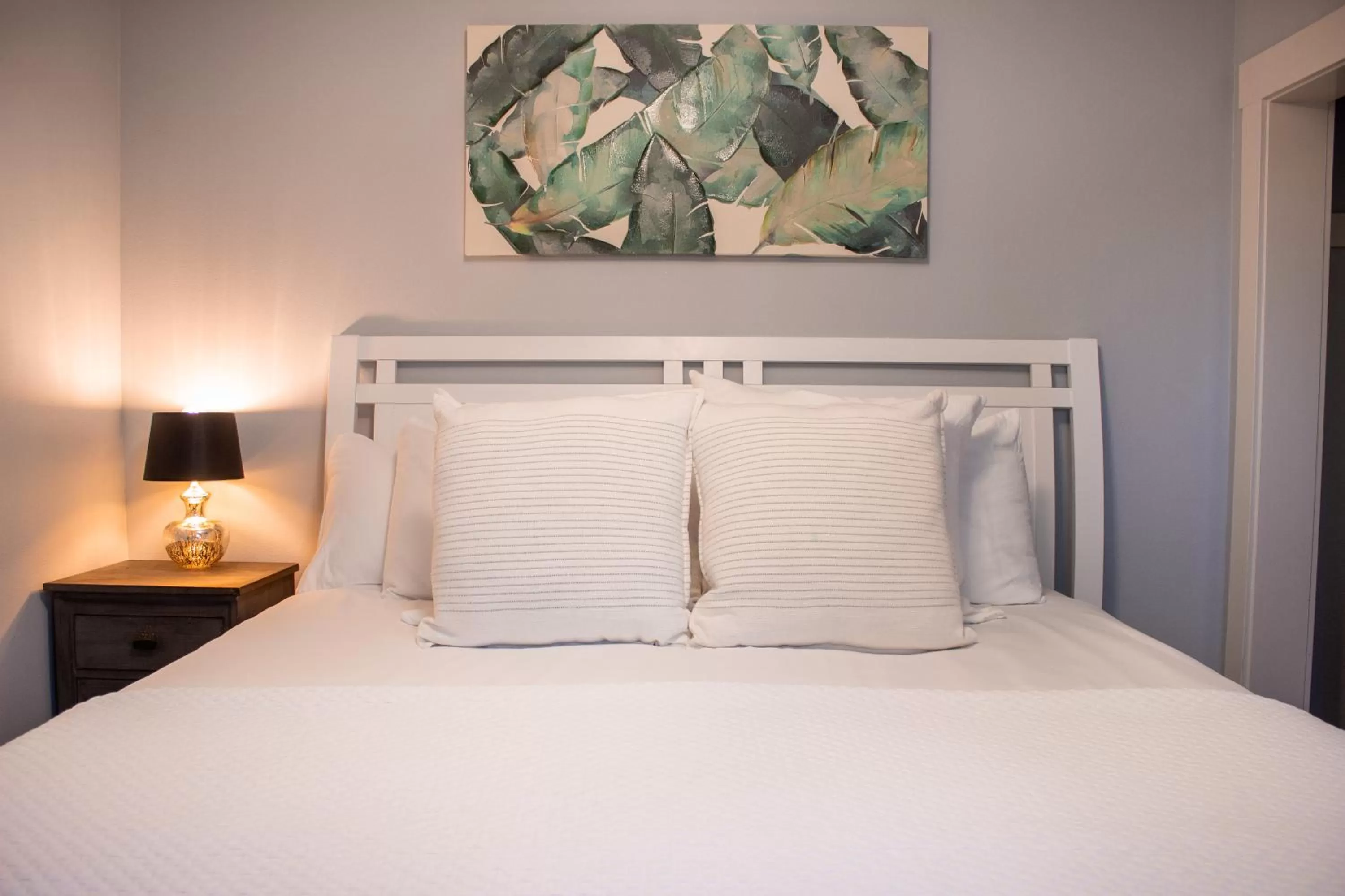 Bed in Douglas On Third