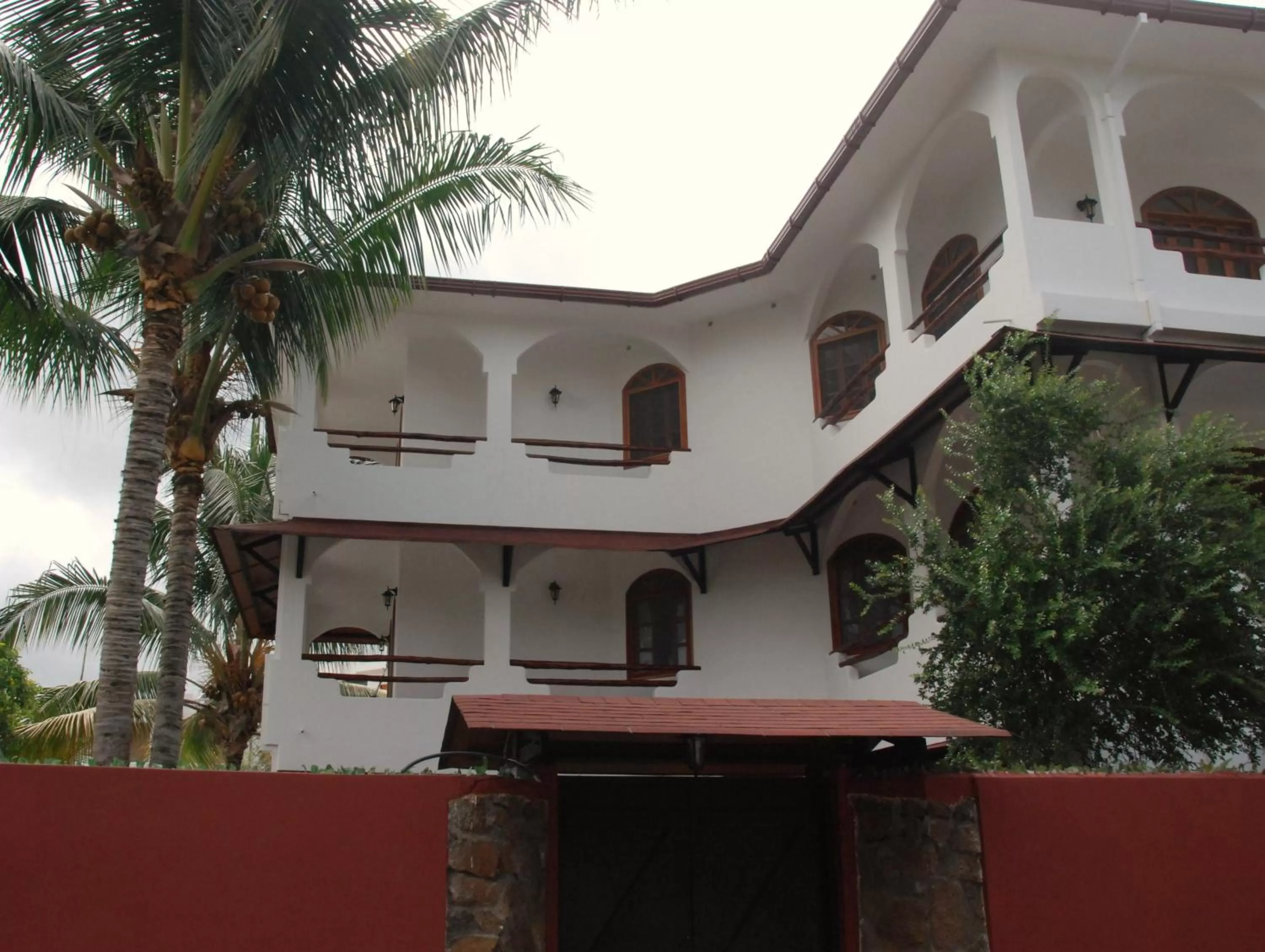 Facade/entrance, Property Building in Hotel Galapagos Suites B&B