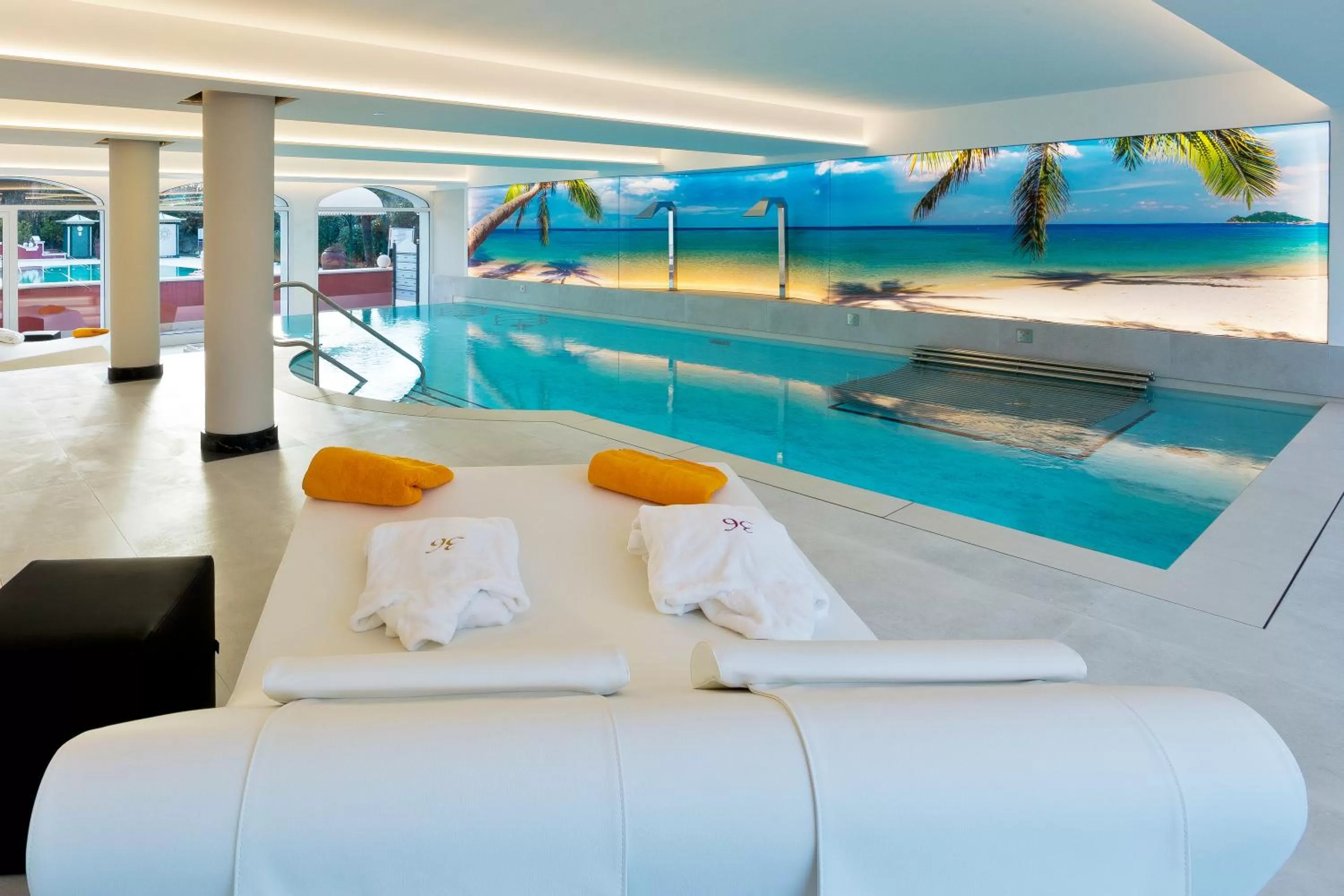 Vip's Motel Luxury Accommodation & Spa