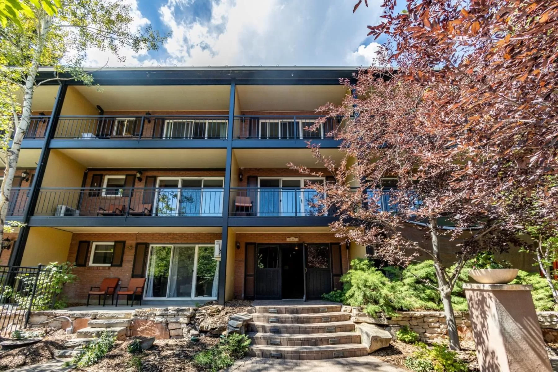 Treasure Mountain Inn