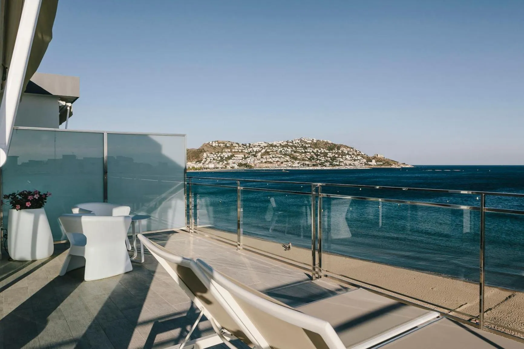 Beach in Hotel Maritim 4 Superior