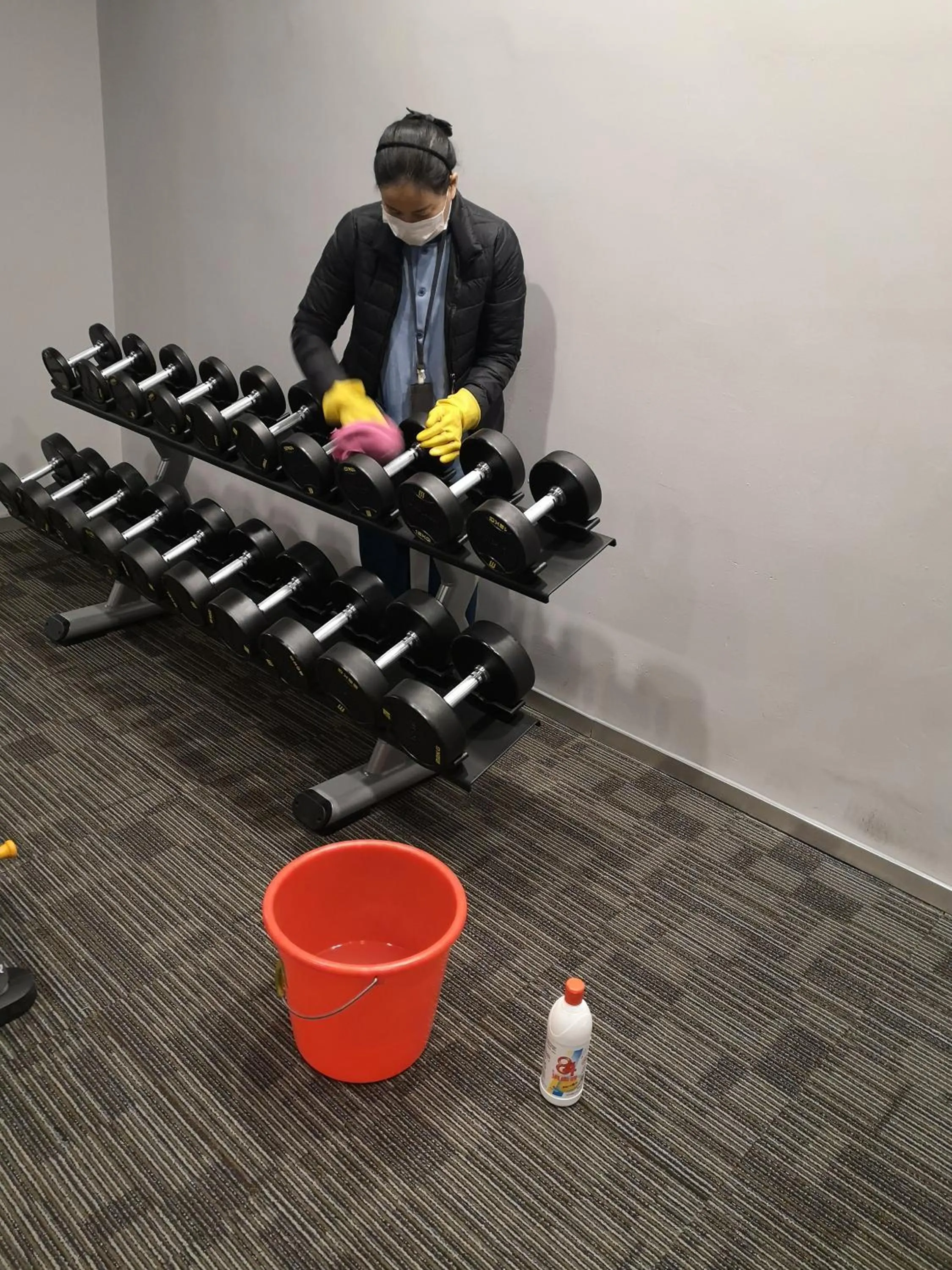 Staff in Sincere Residence Changfeng - Changfeng Ecological Business District - Near Exit 3 of Changfeng Park Station on Subway Line 15