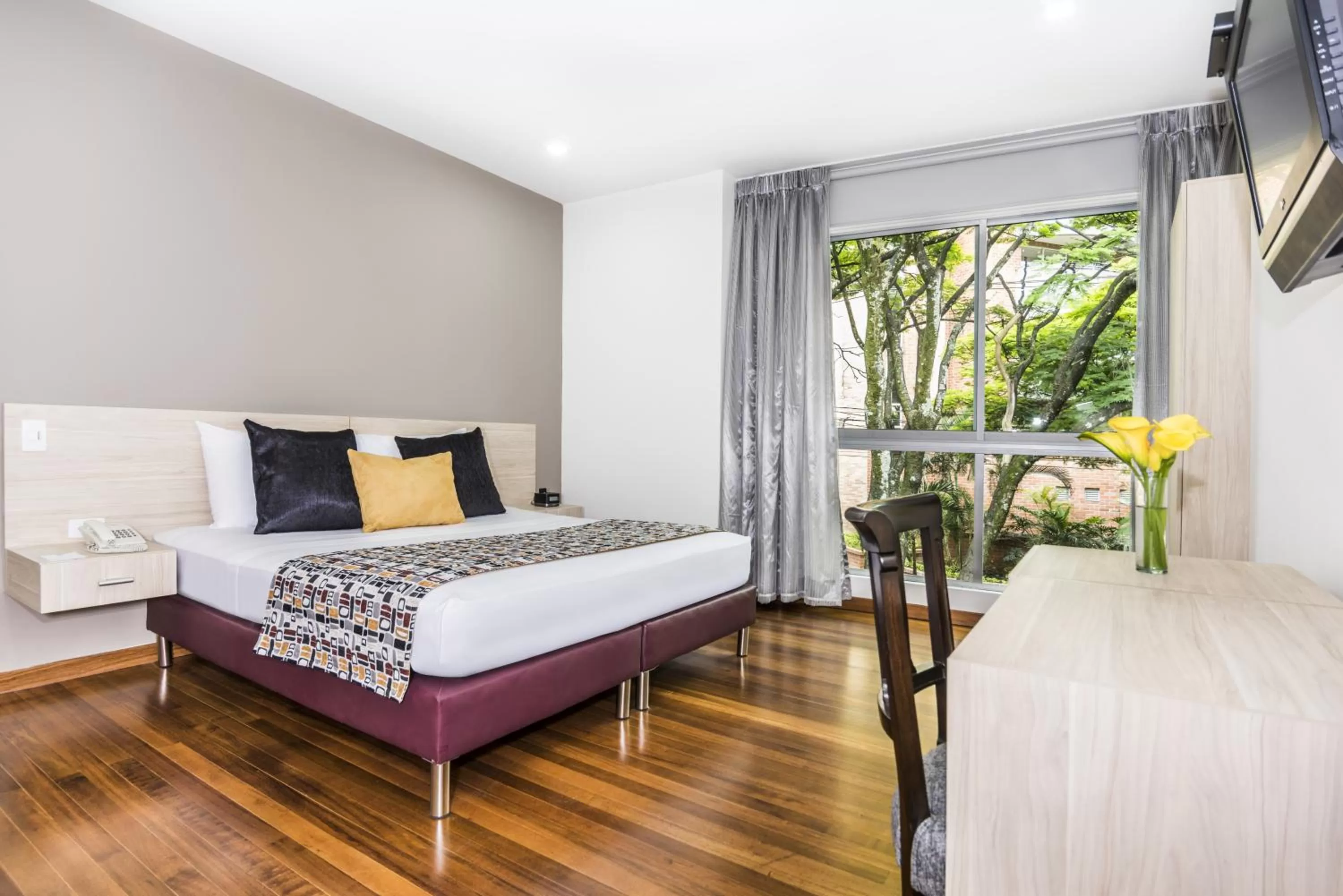 Bed in Hotel Asturias Medellin