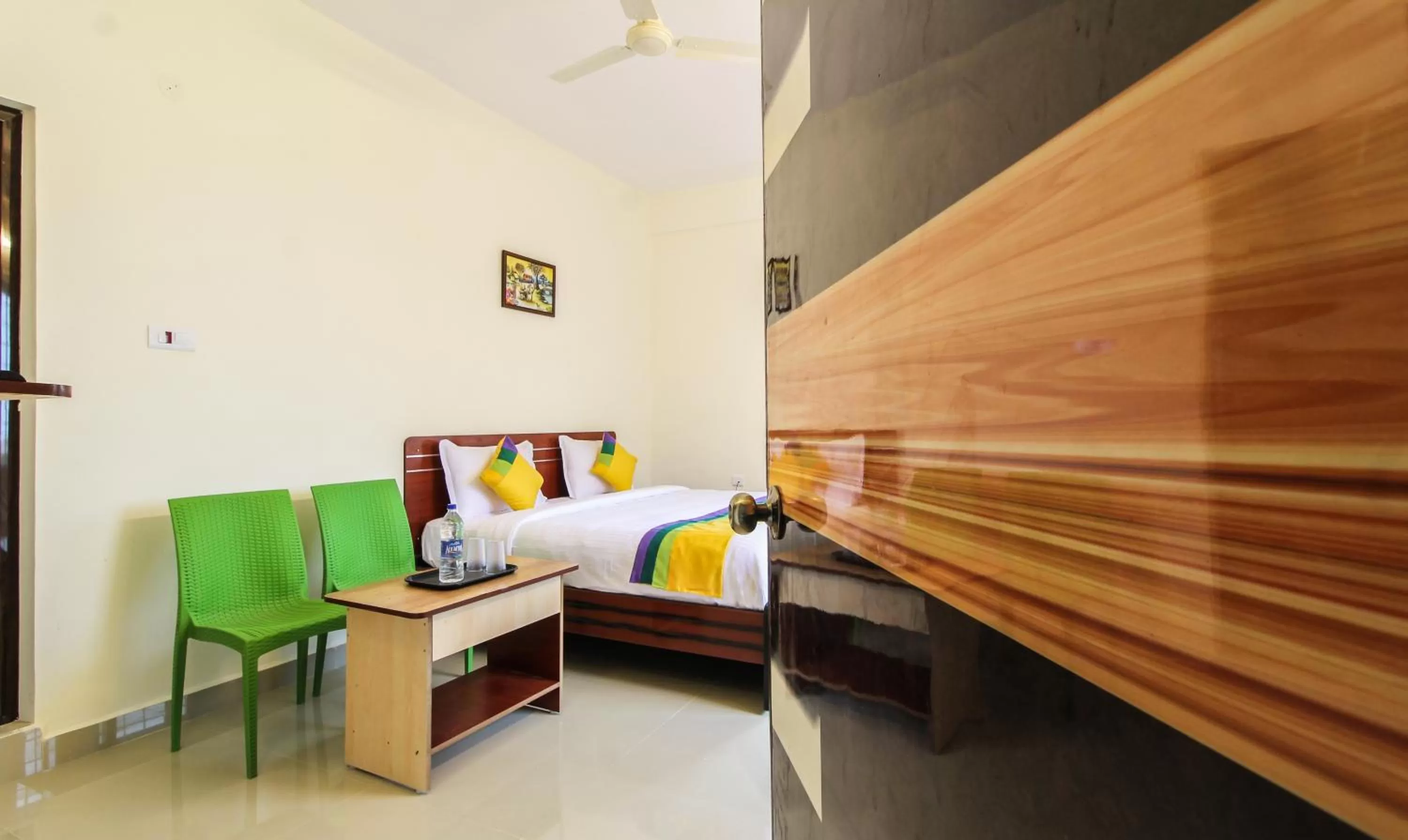 Bed in Itsy Hotels Riyas Grand
