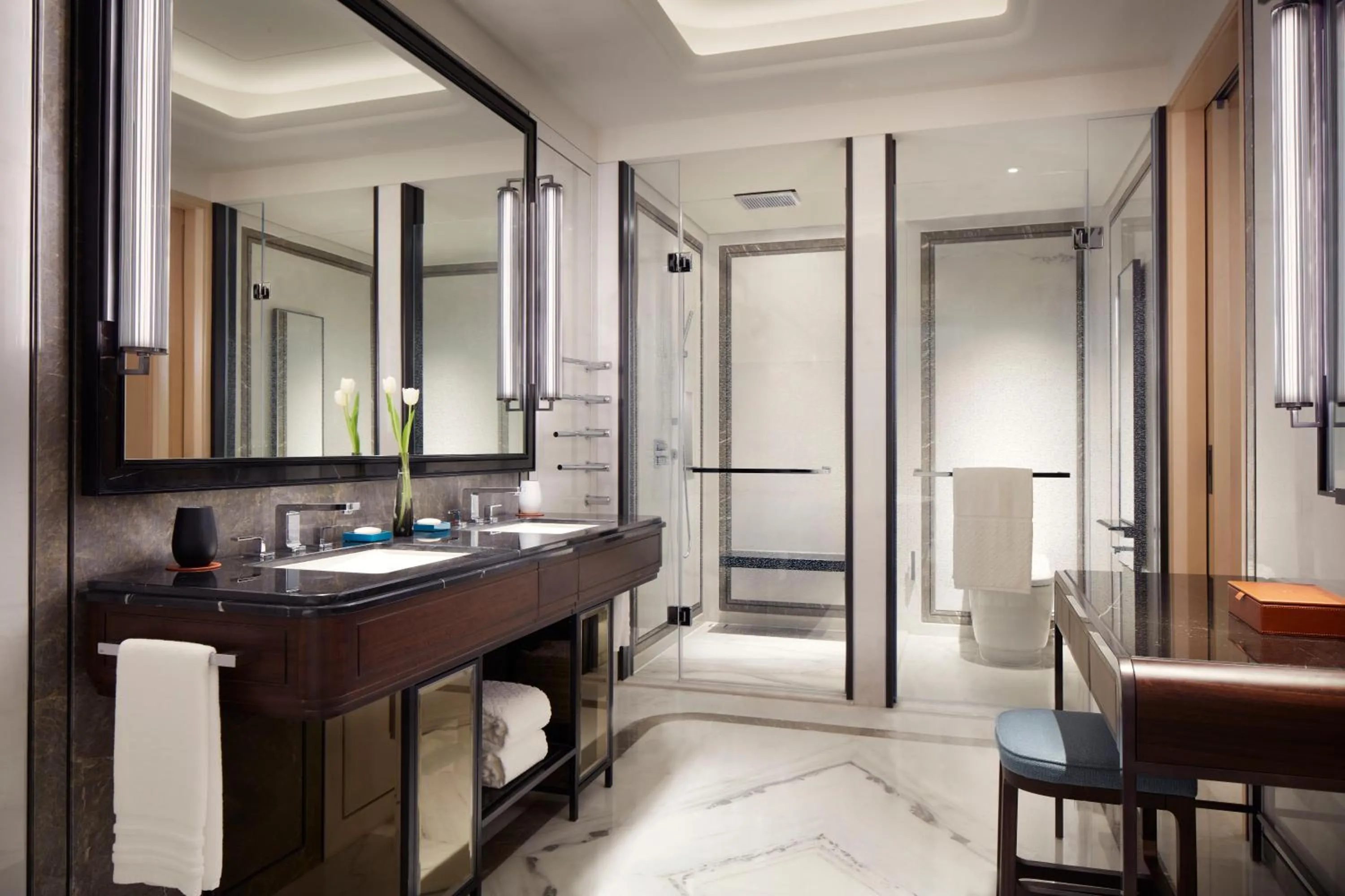 Toilet in The St. Regis Qingdao