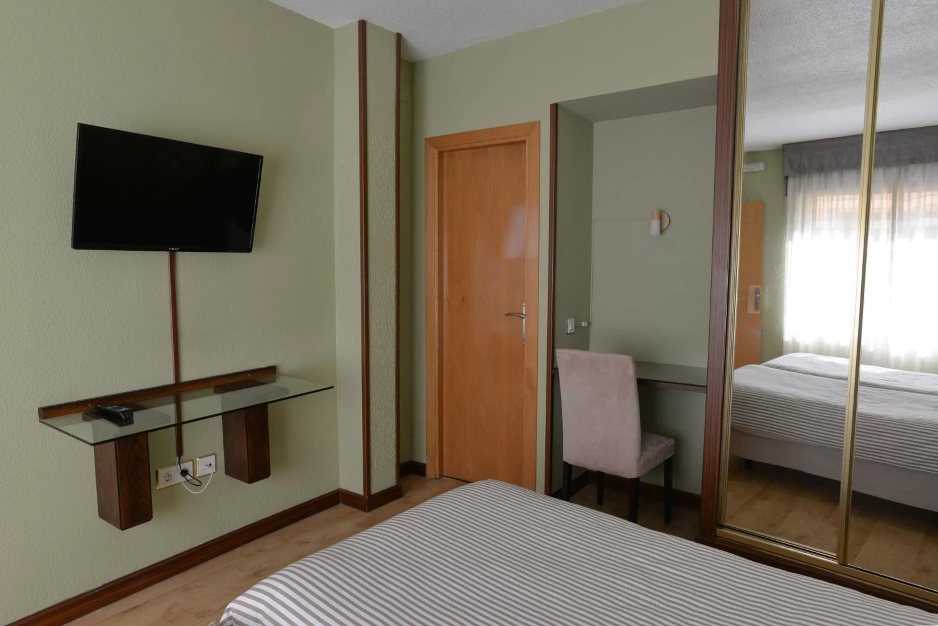 Bed in Hostal Concejo