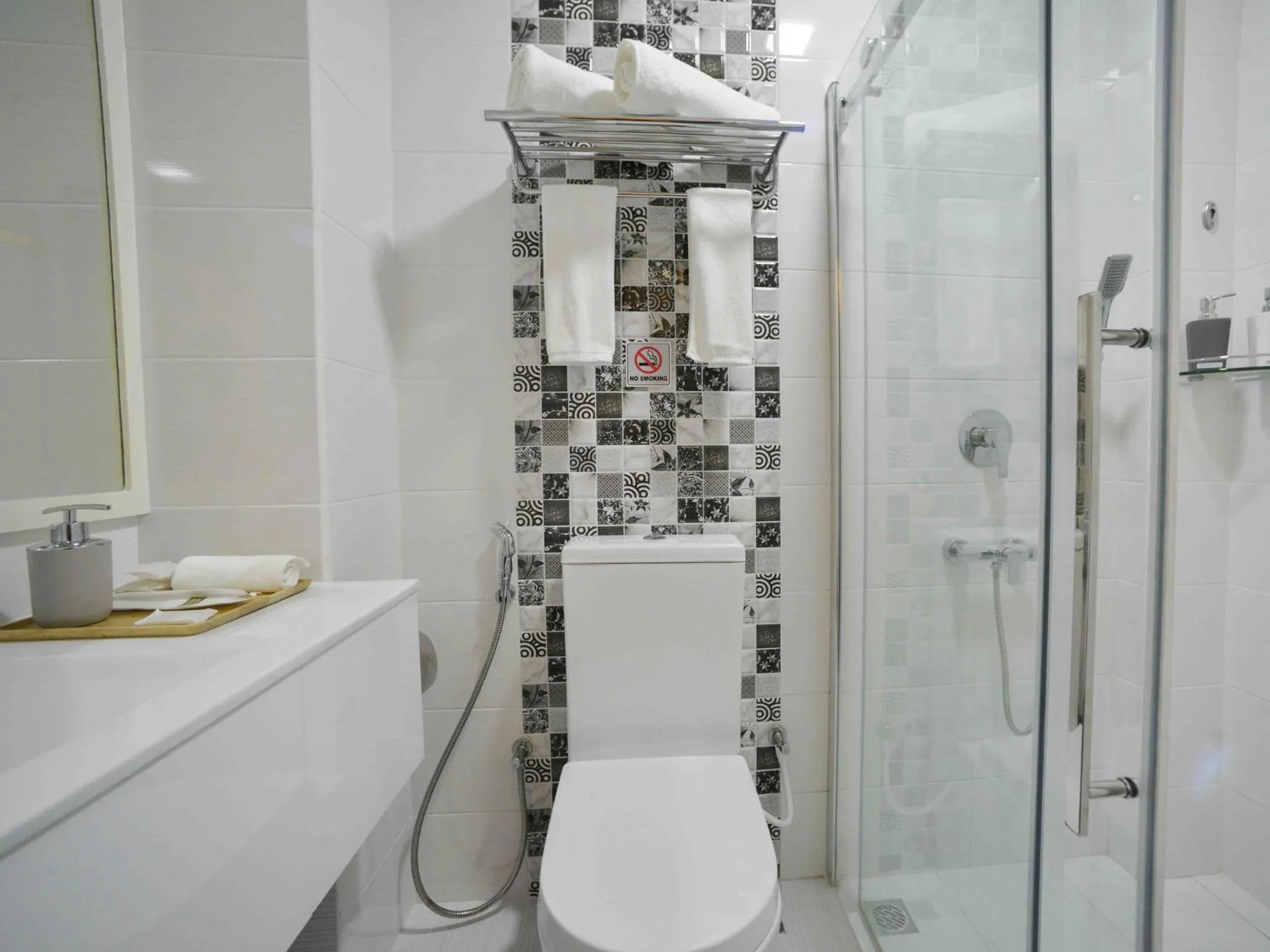 Shower in Coconut Tree Hulhuvilla Beach