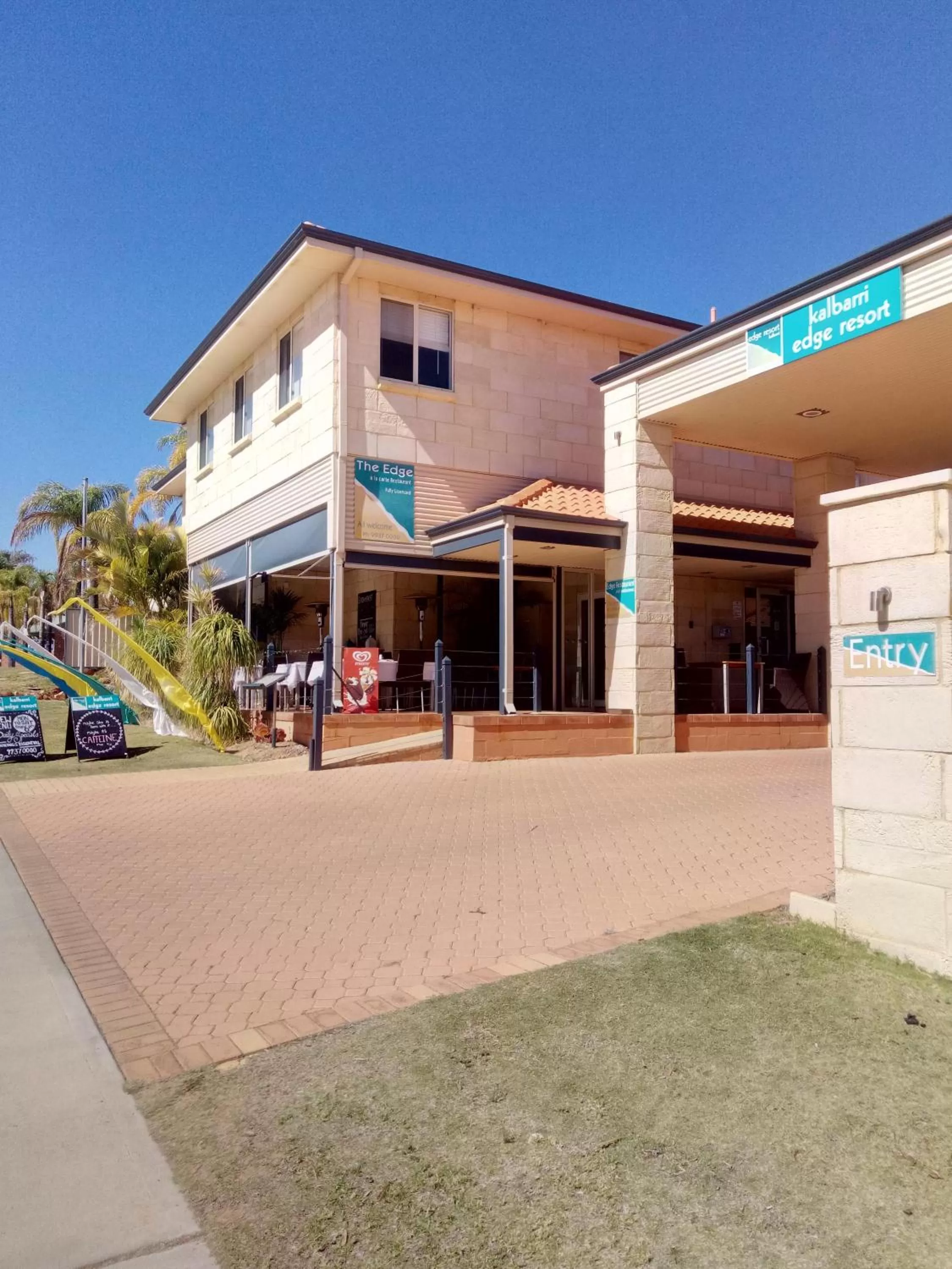Facade/entrance in Kalbarri Edge Resort