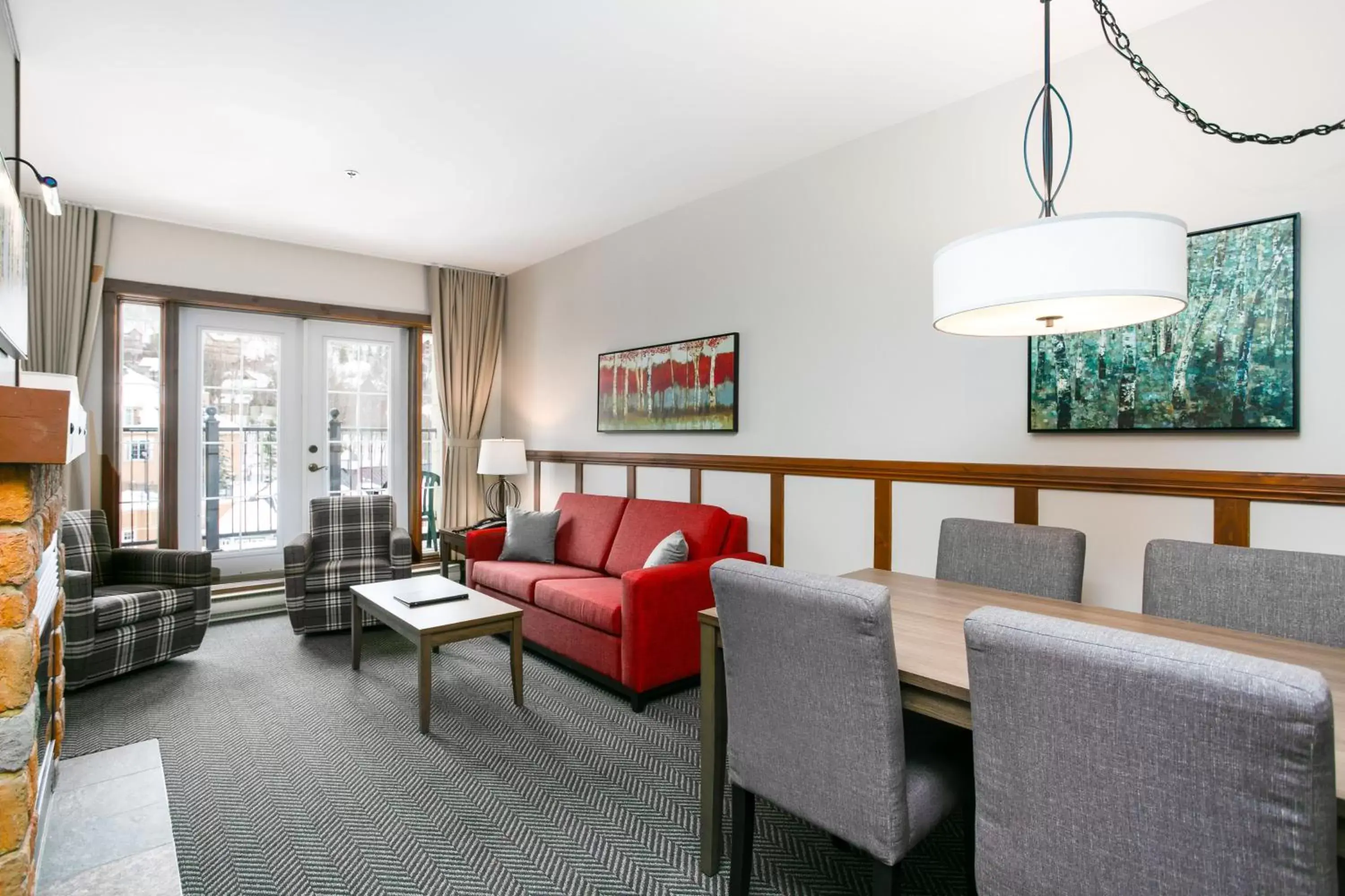 One-Bedroom Suite in Tour des Voyageurs One-Bedroom Suite in Tour des Voyageurs