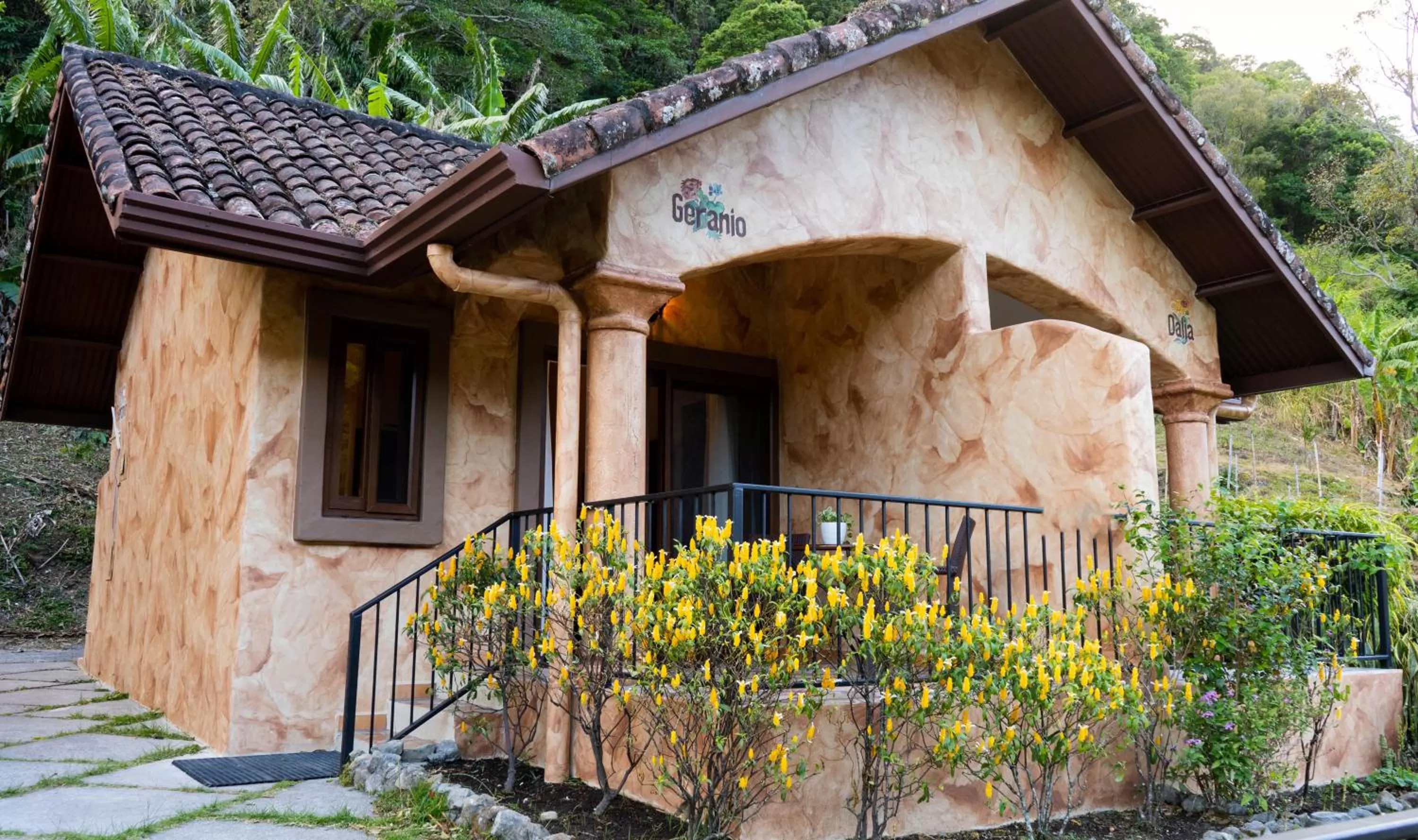 Property building in Valle Escondido Resort