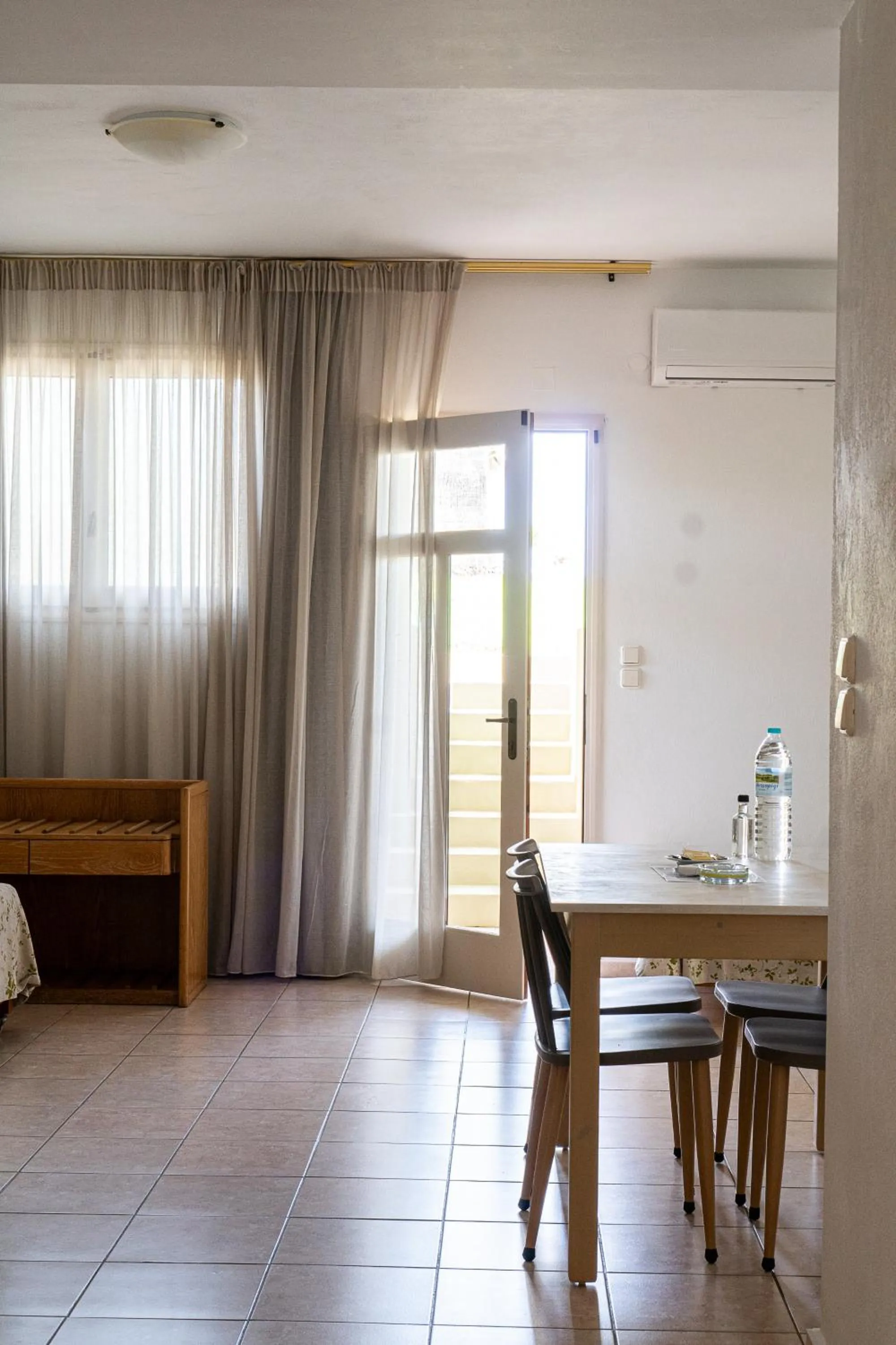 Ilian Beach & Apartments