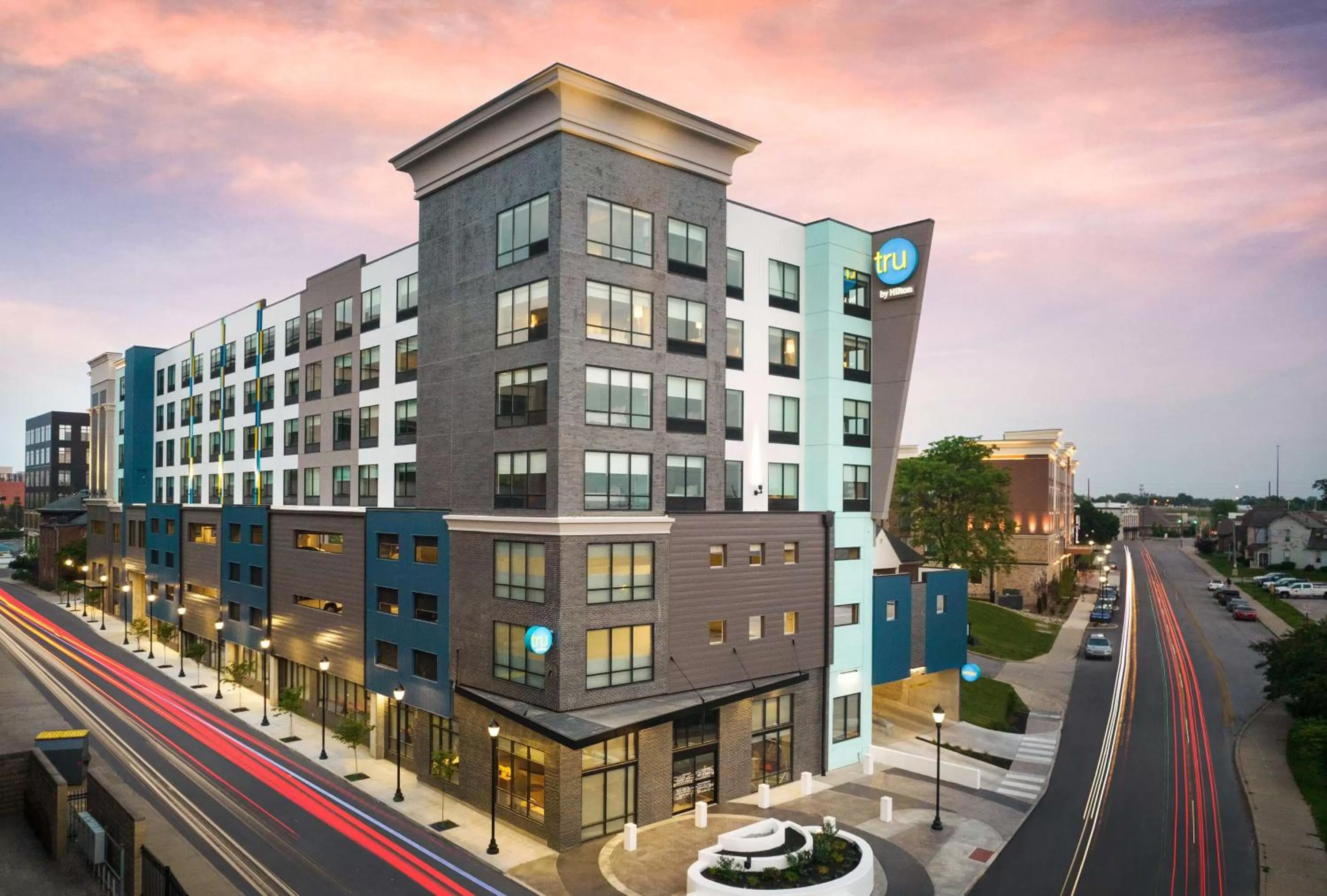 Property building in Tru By Hilton Indianapolis Downtown, In