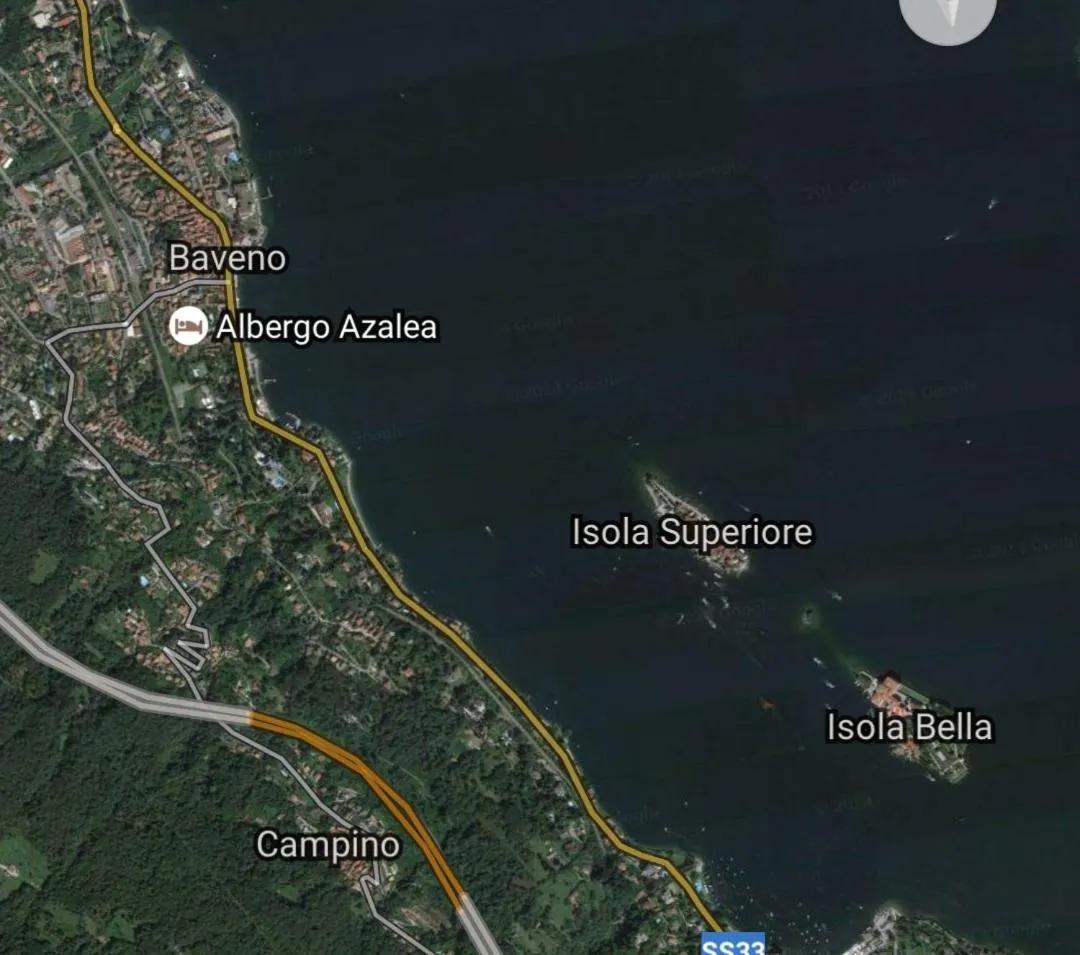 Text overlay in Hotel Azalea