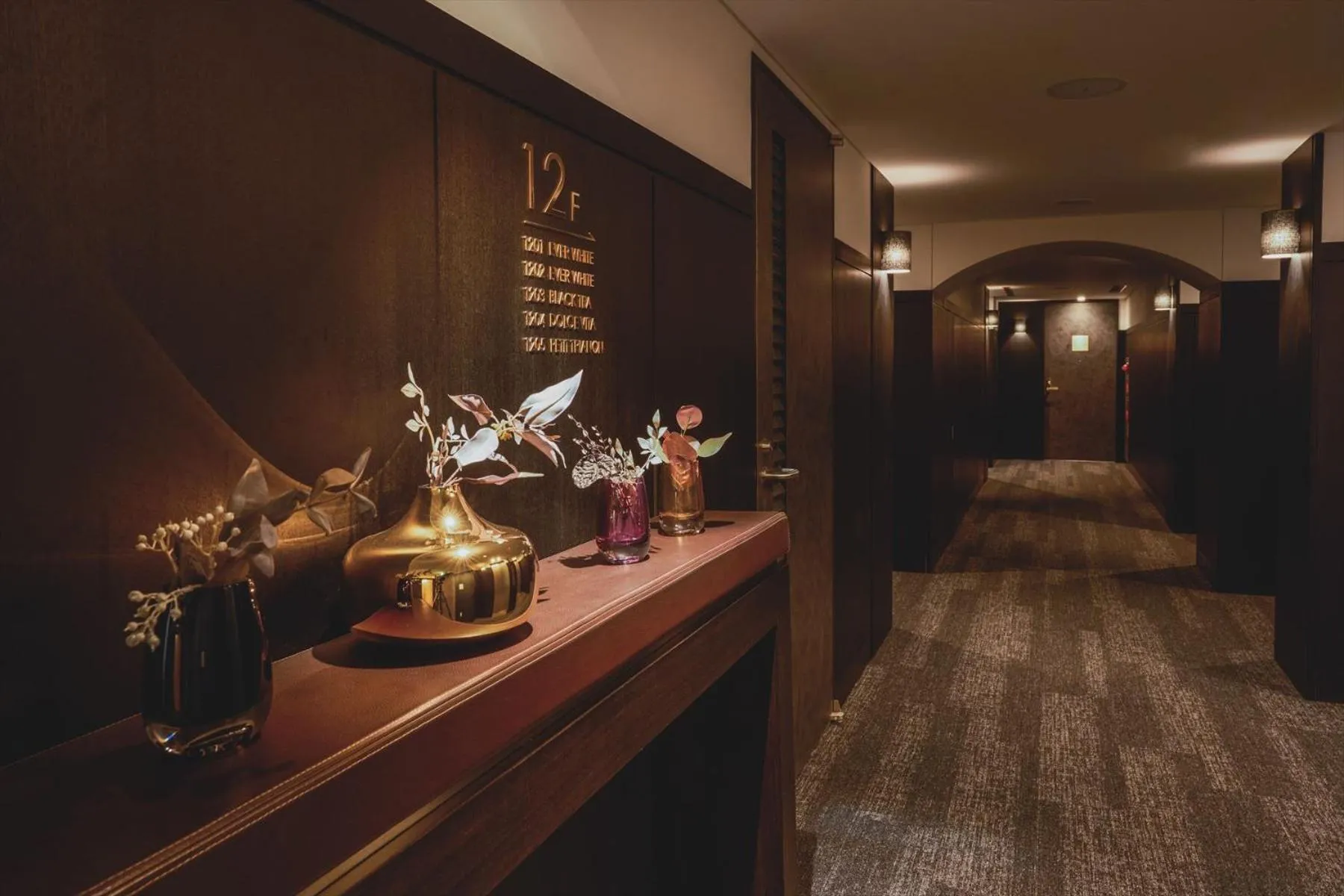 Other in Harmonie Embrassee