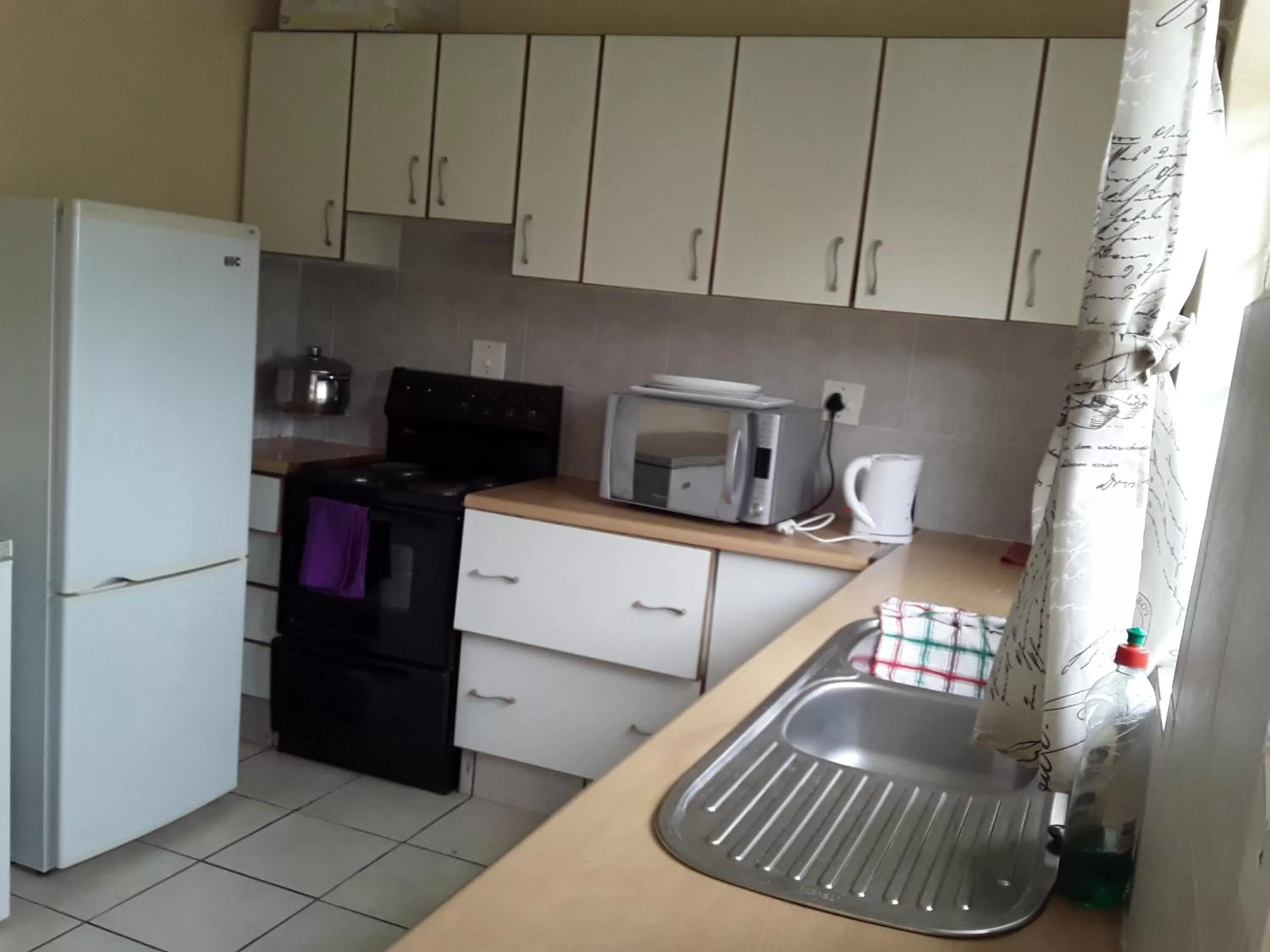 Kitchen or kitchenette, Kitchen/Kitchenette in Vuya Nathi Bed and Breakfast