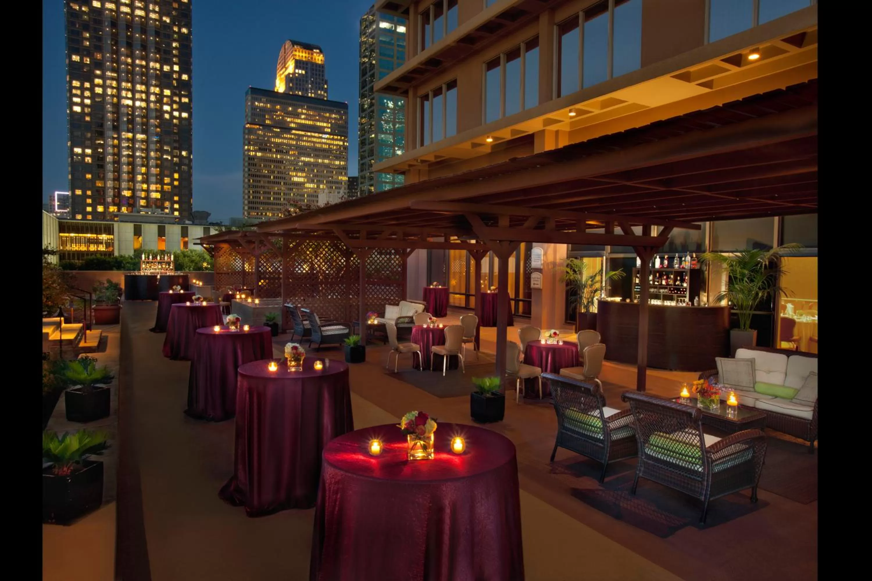 Restaurant/places to eat in Fairmont Dallas