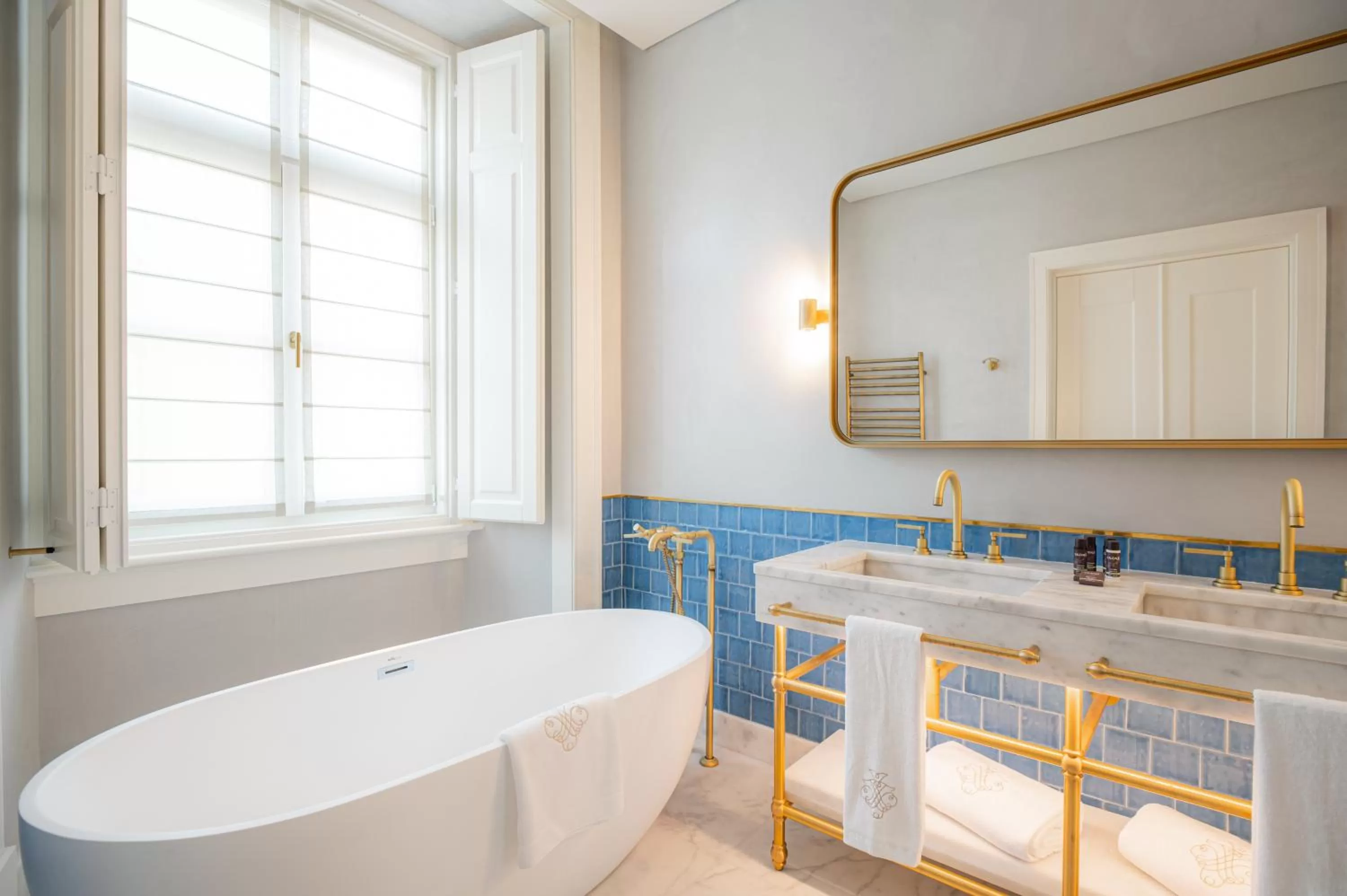 Bathroom in Palácio Ludovice Wine Experience Hotel