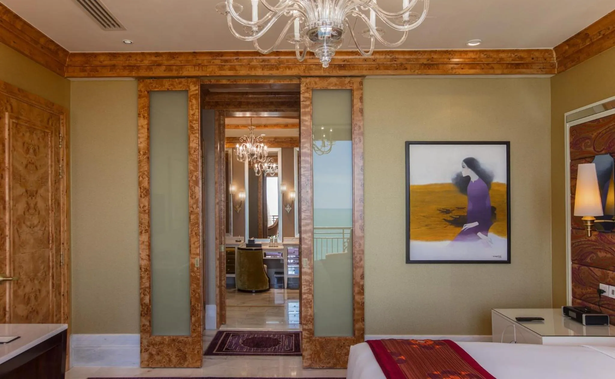 Photo of the whole room, Bed in InterContinental Grand Ho Tram