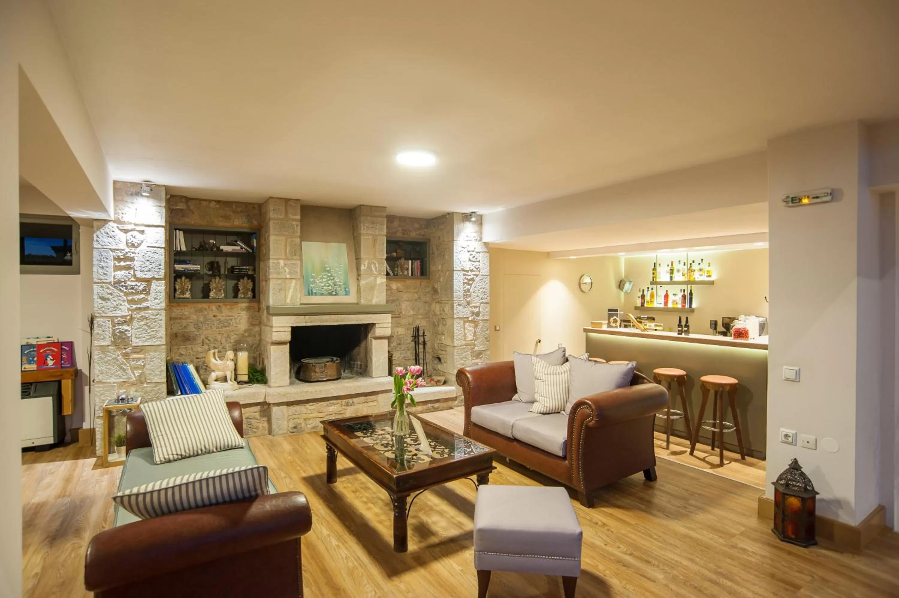 Living room in Fedriades Delphi Hotel