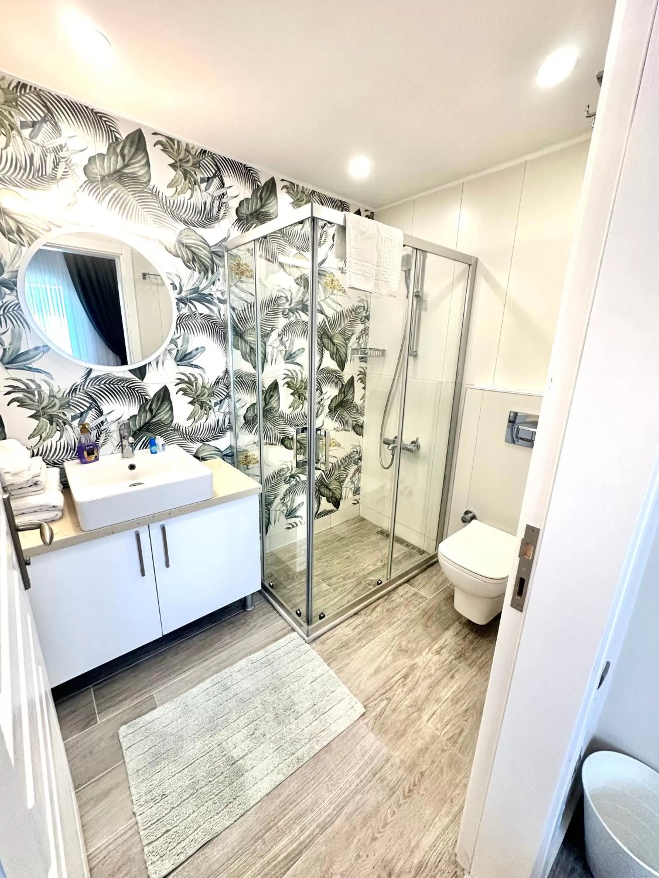 Shower in Fener Hotel Café & Kahvalti