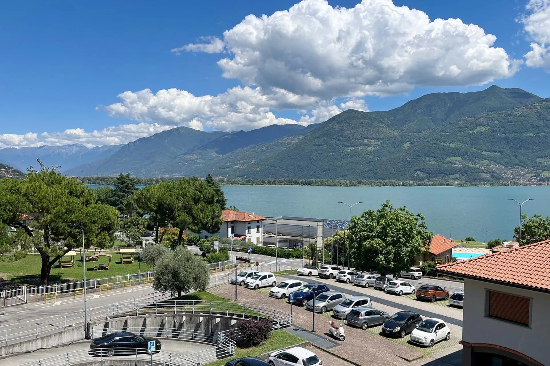 Mountain view in Continental Hotel