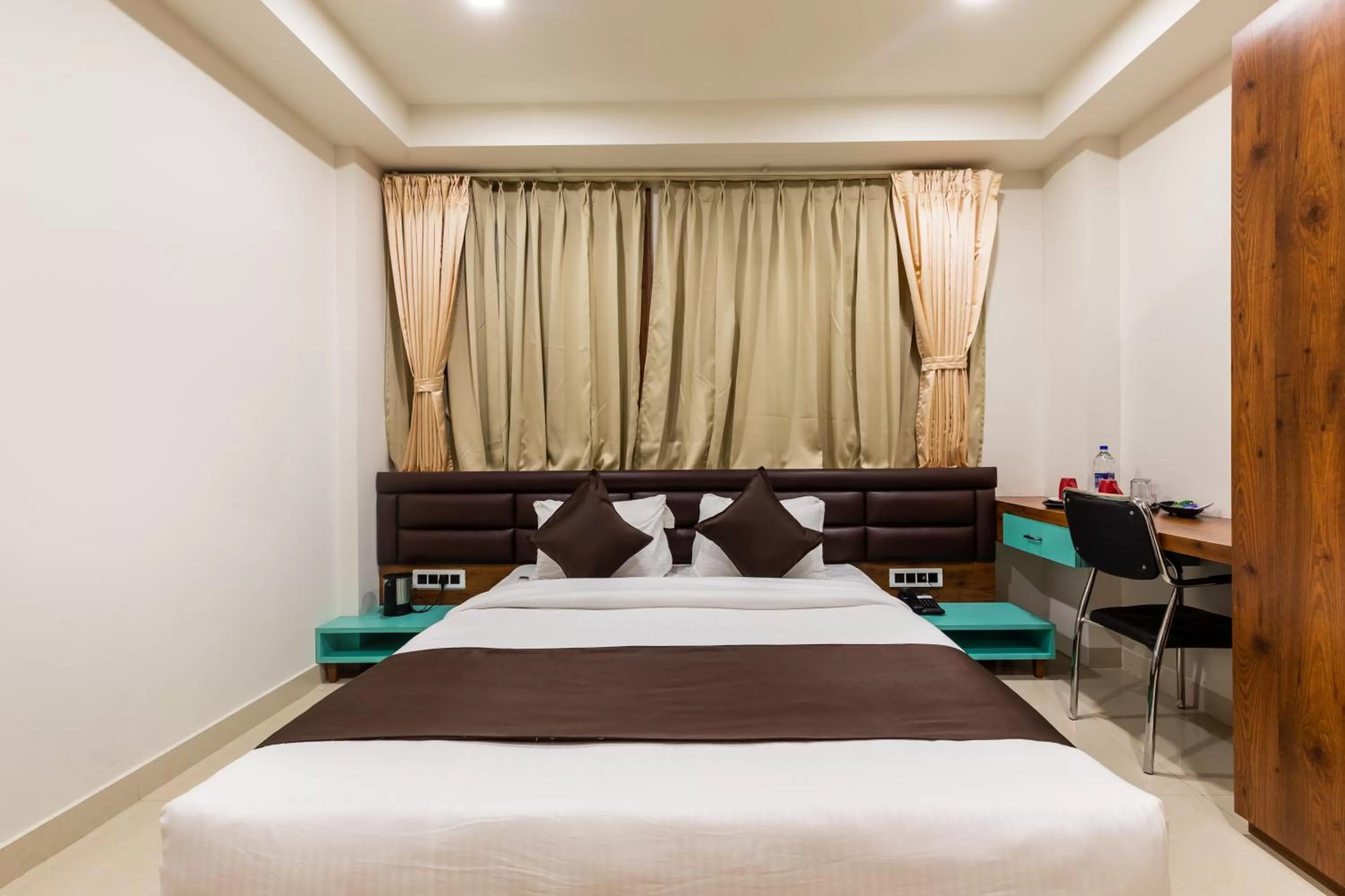 Bed in The Grand Shaurya