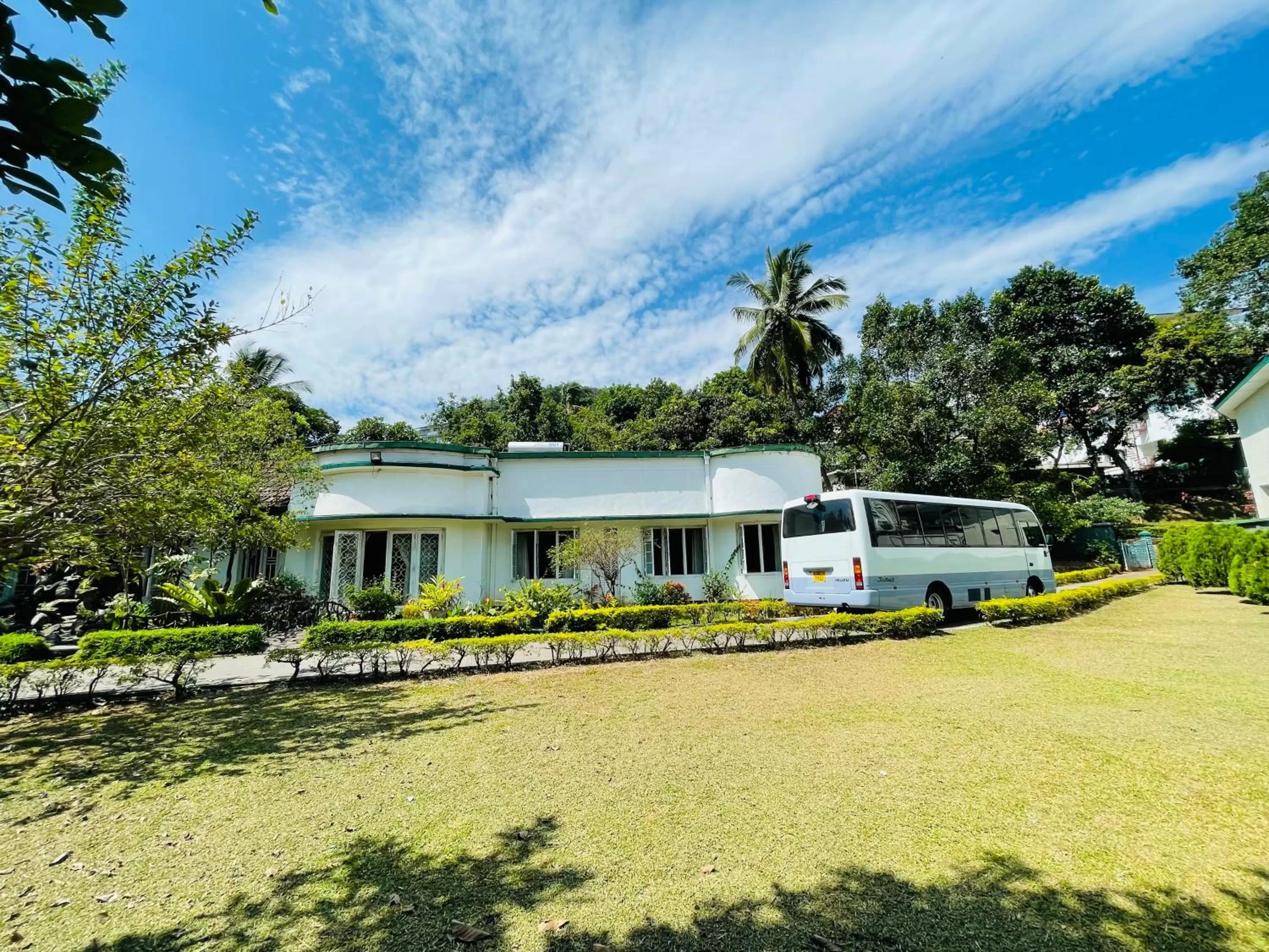 Property Building in Fortuna Heritage Home