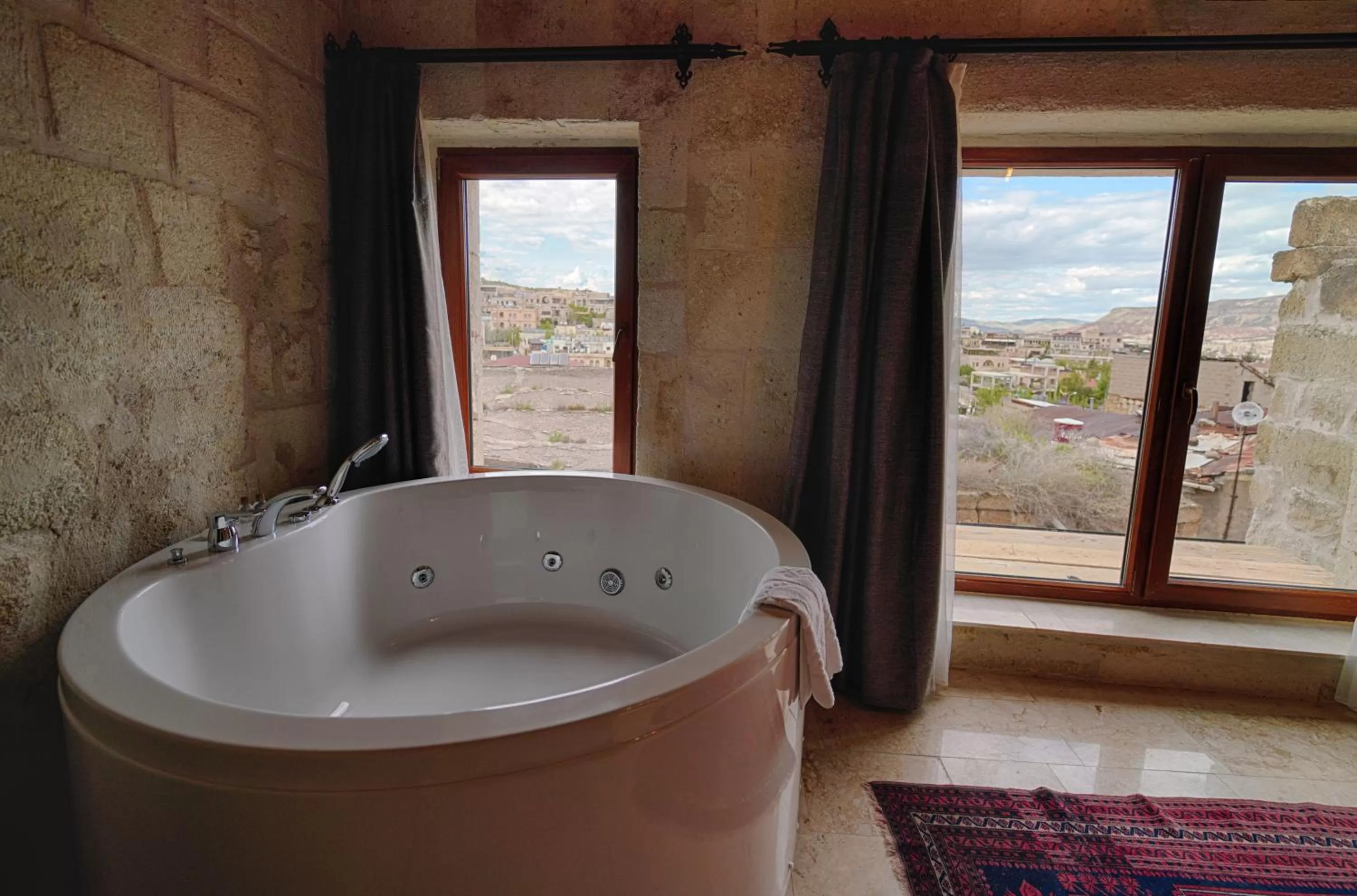 Hot Tub in Concept Cave House