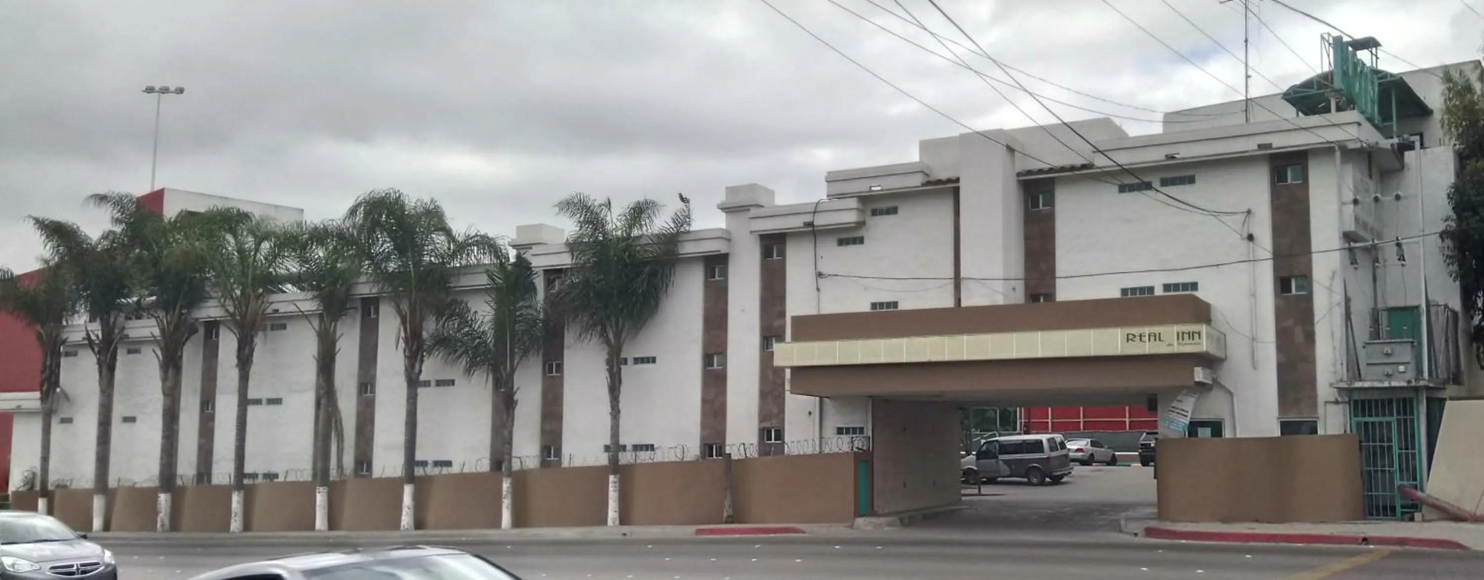 Facade/entrance in R INN de TIJUANA