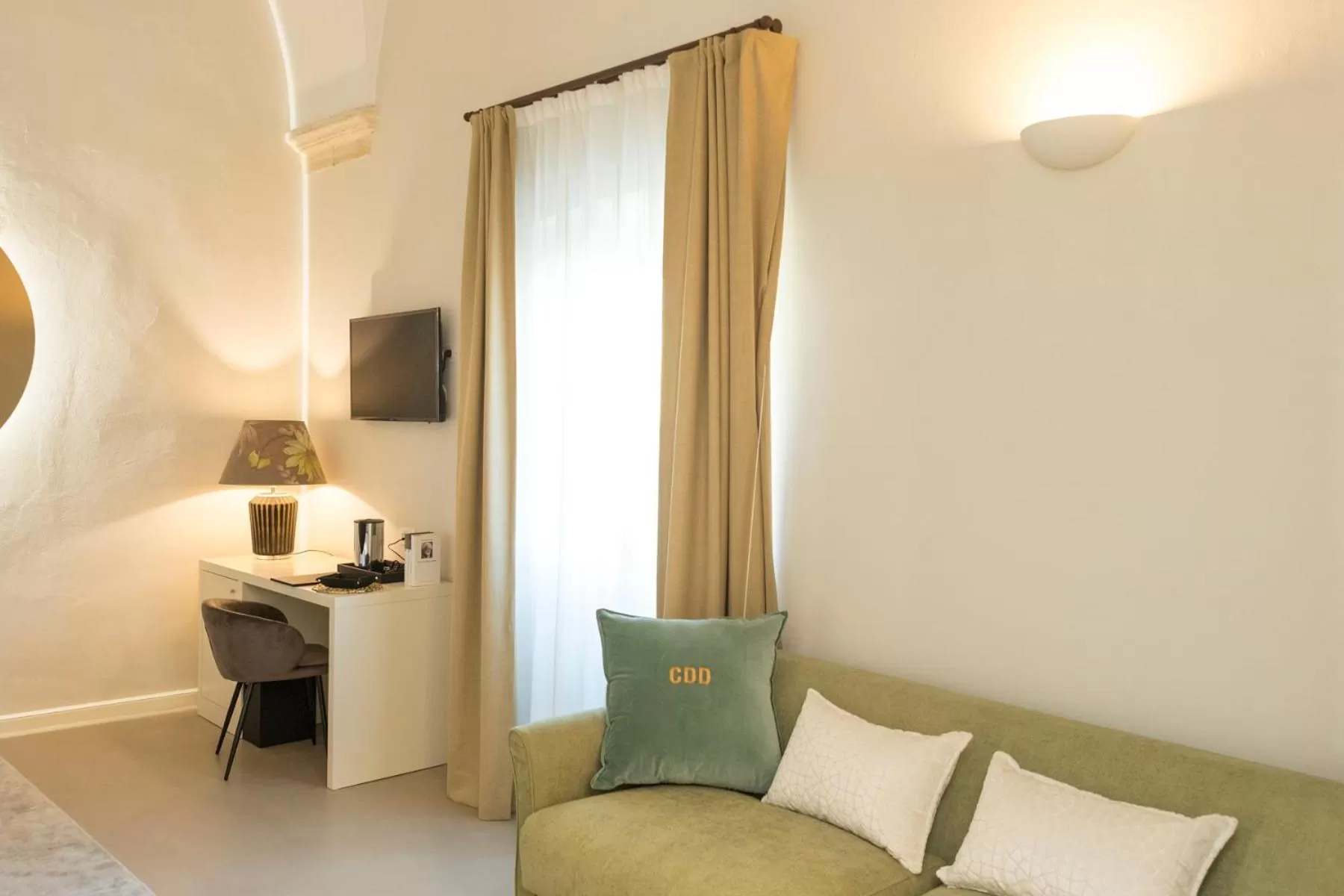 Photo of the whole room, Bed in Chiostro dei Domenicani - Dimora Storica