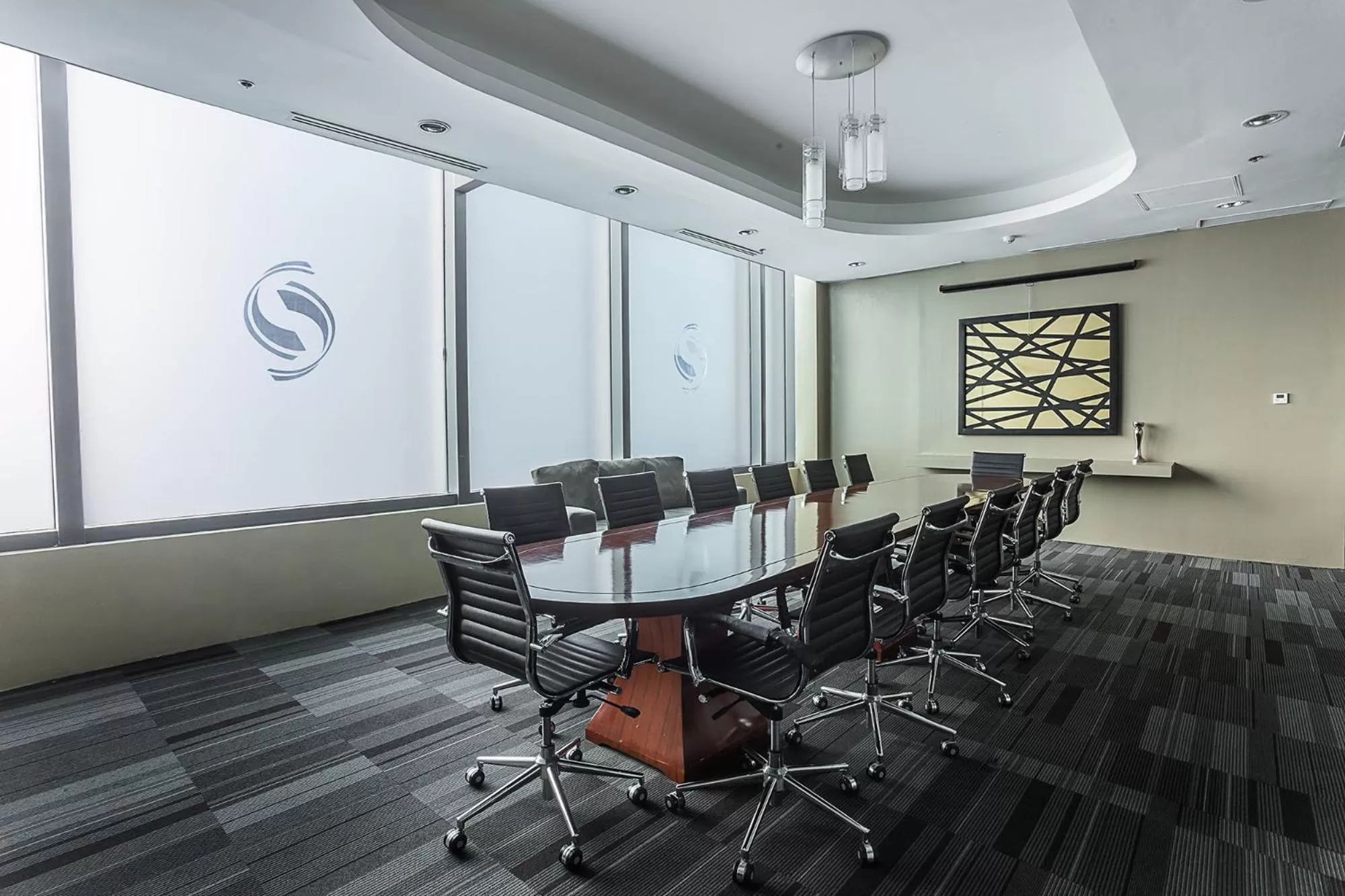 Business facilities in The Alpha Suites