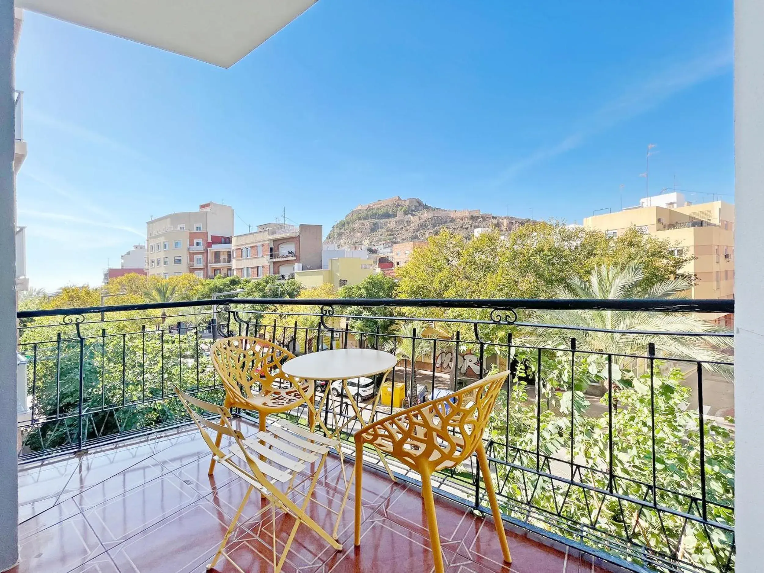 Large Double Room in Hotel Sagunto Large Double Room in Hotel Sagunto