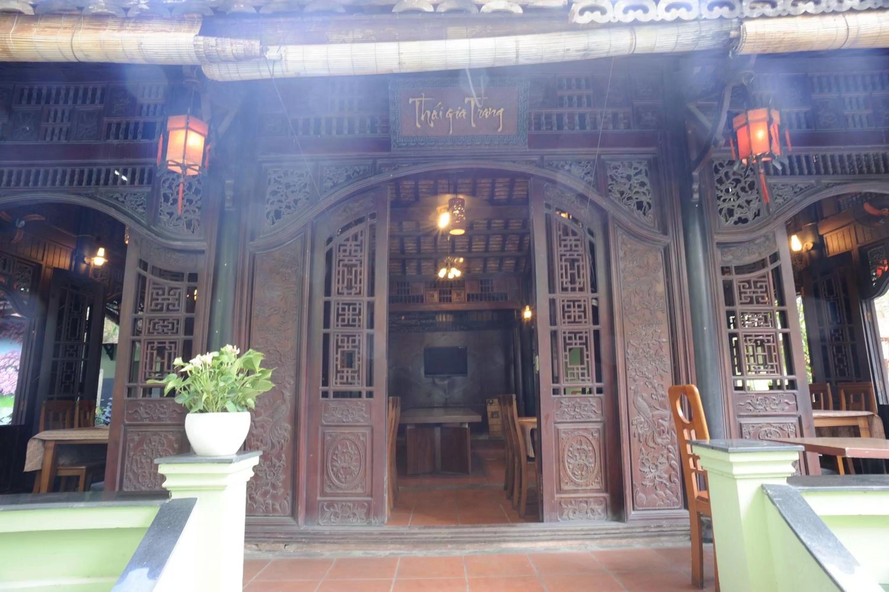 Property building in Hoang Yen Hotel