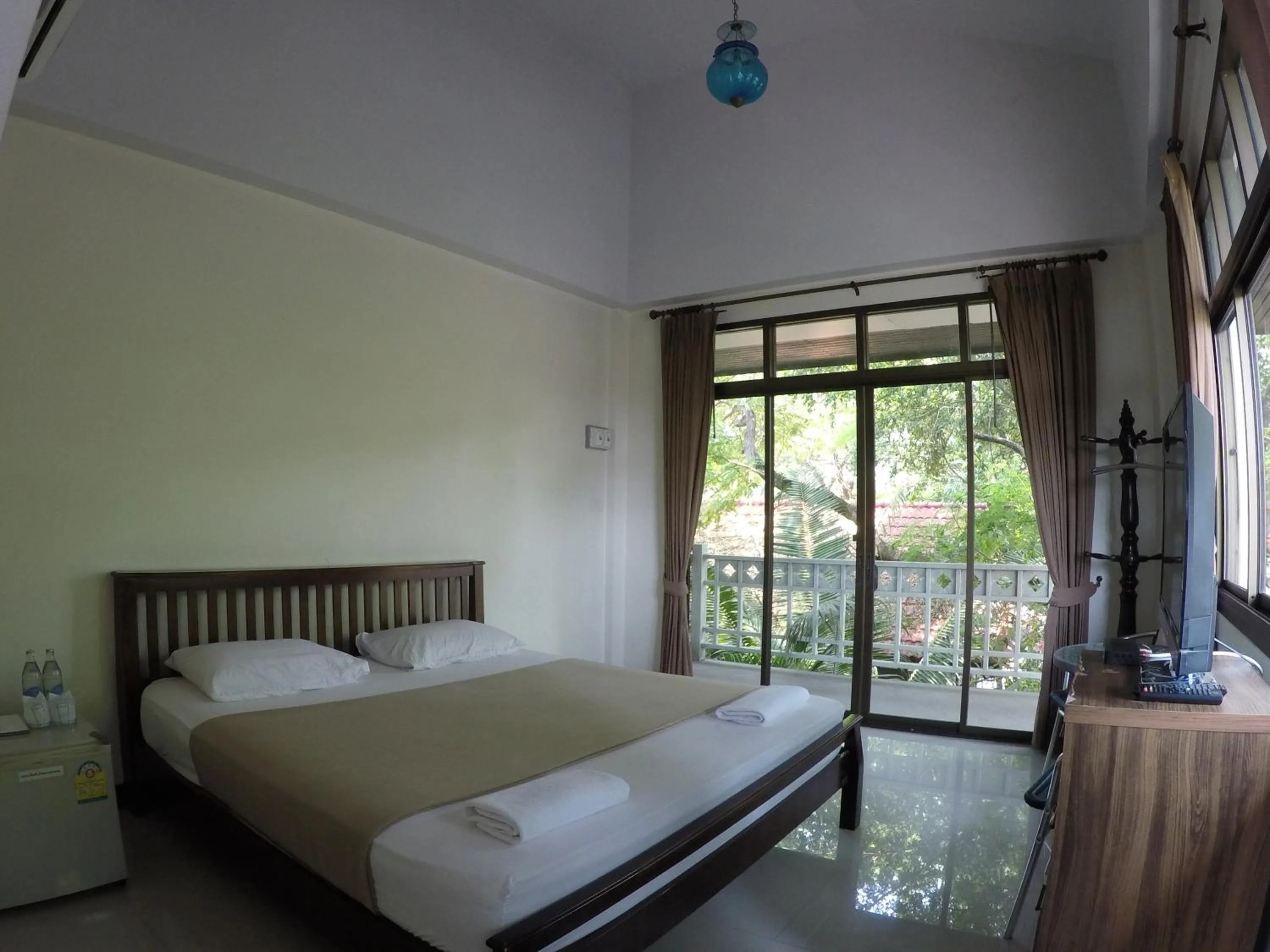 Day, Bed in The Old Palace Resort Klong Sa Bua