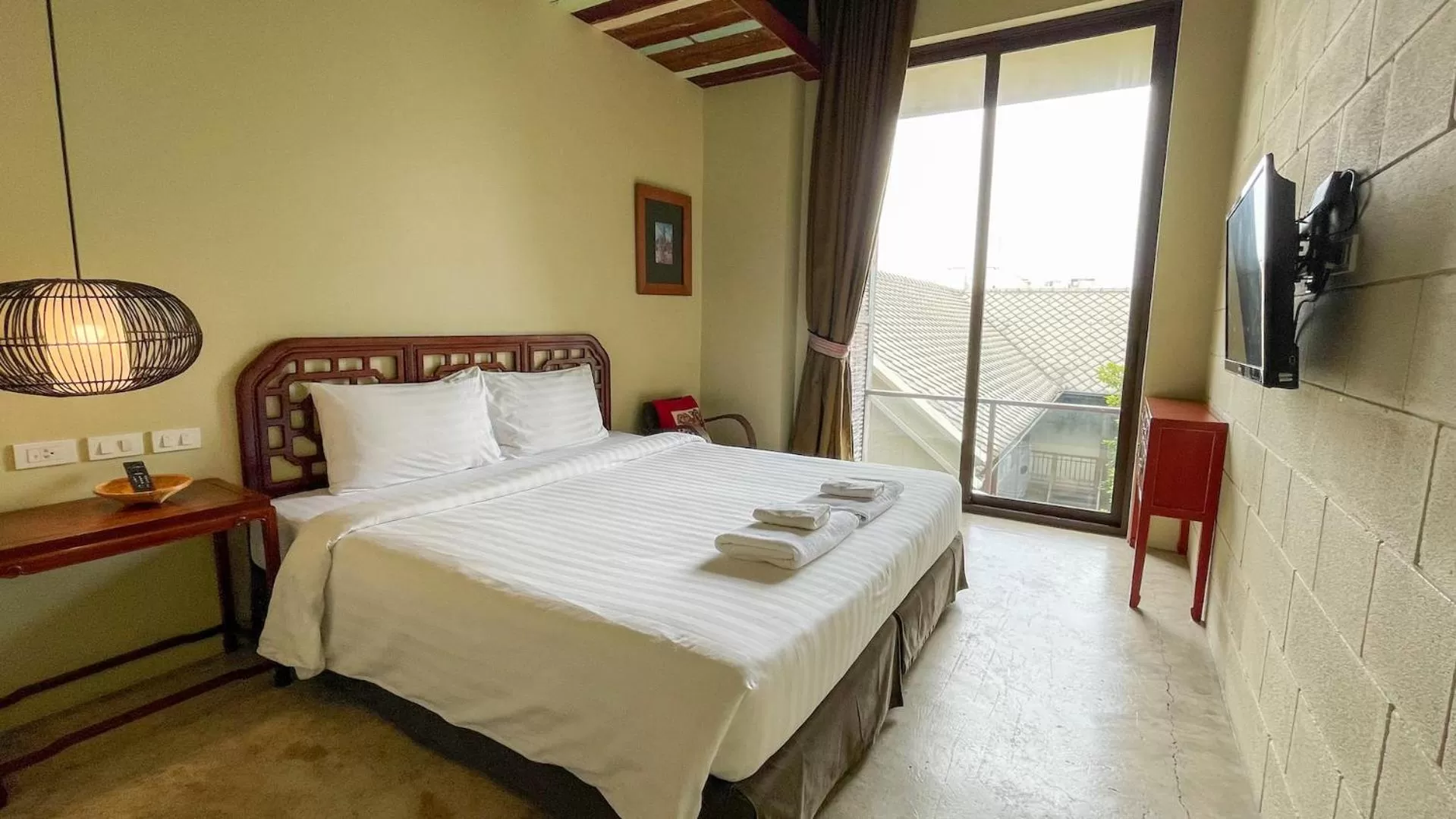 Bed in Villa Bangkok