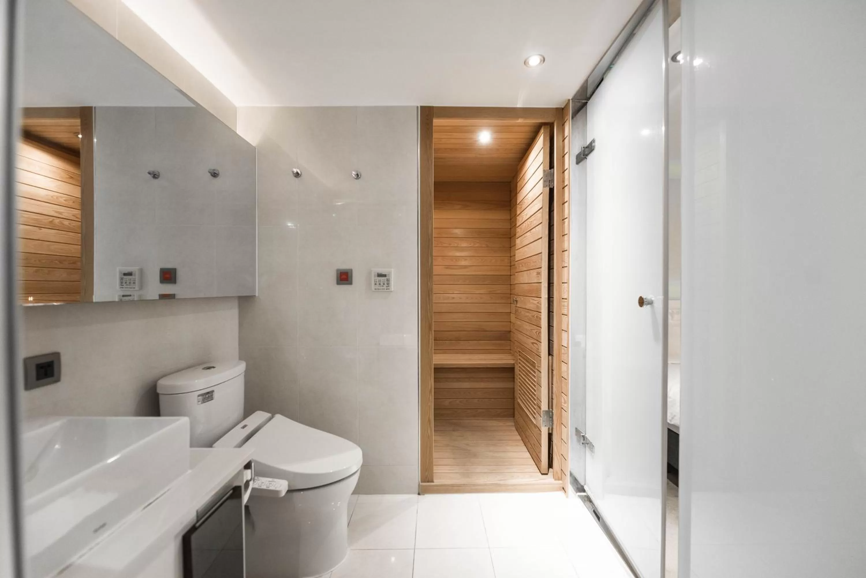 Toilet in Saual Keh Hotel