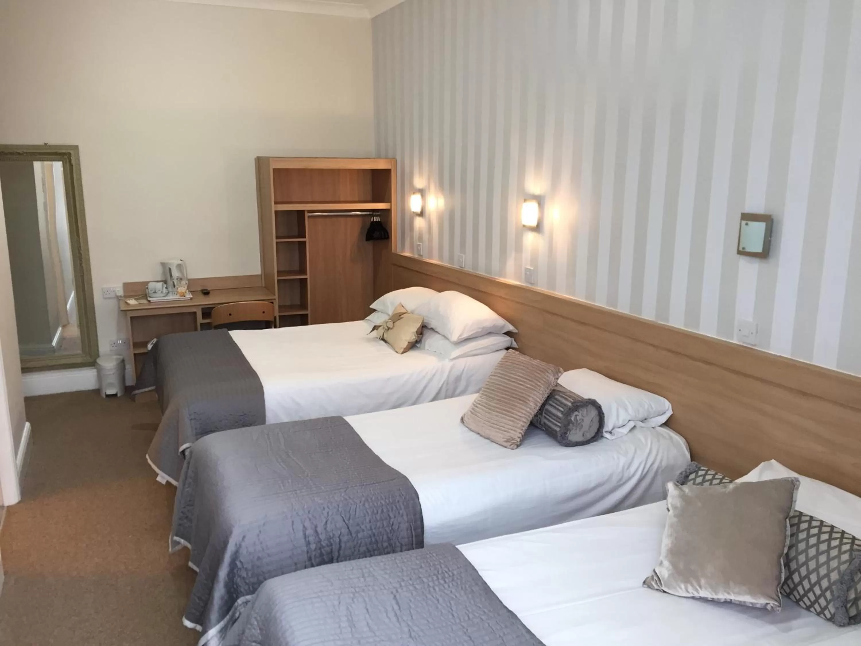 Bed in The Westlynne Hotel & Apartments