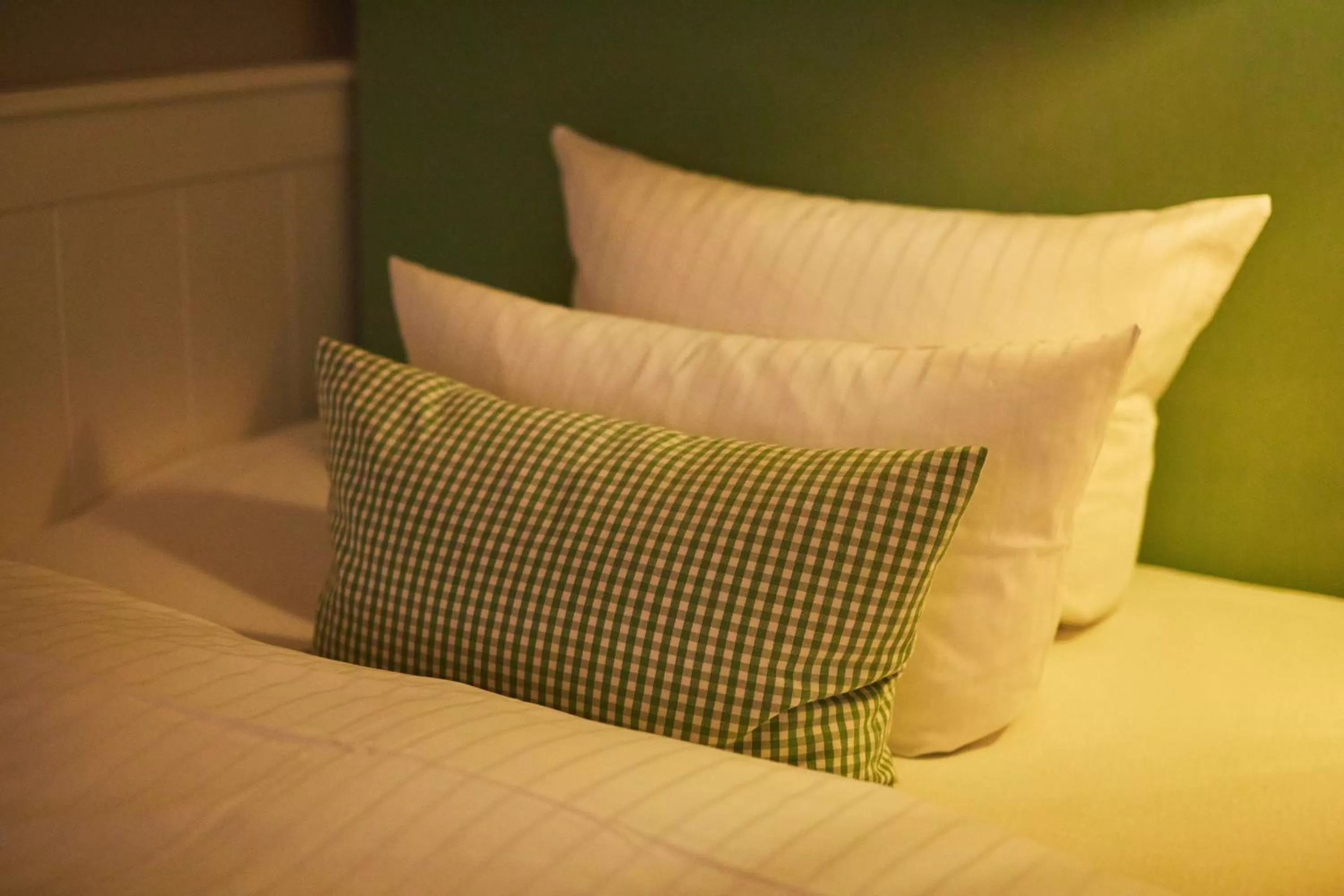 Bed in Fuchsbau Romantik Hotel & SPA Restaurant & FOX Bar