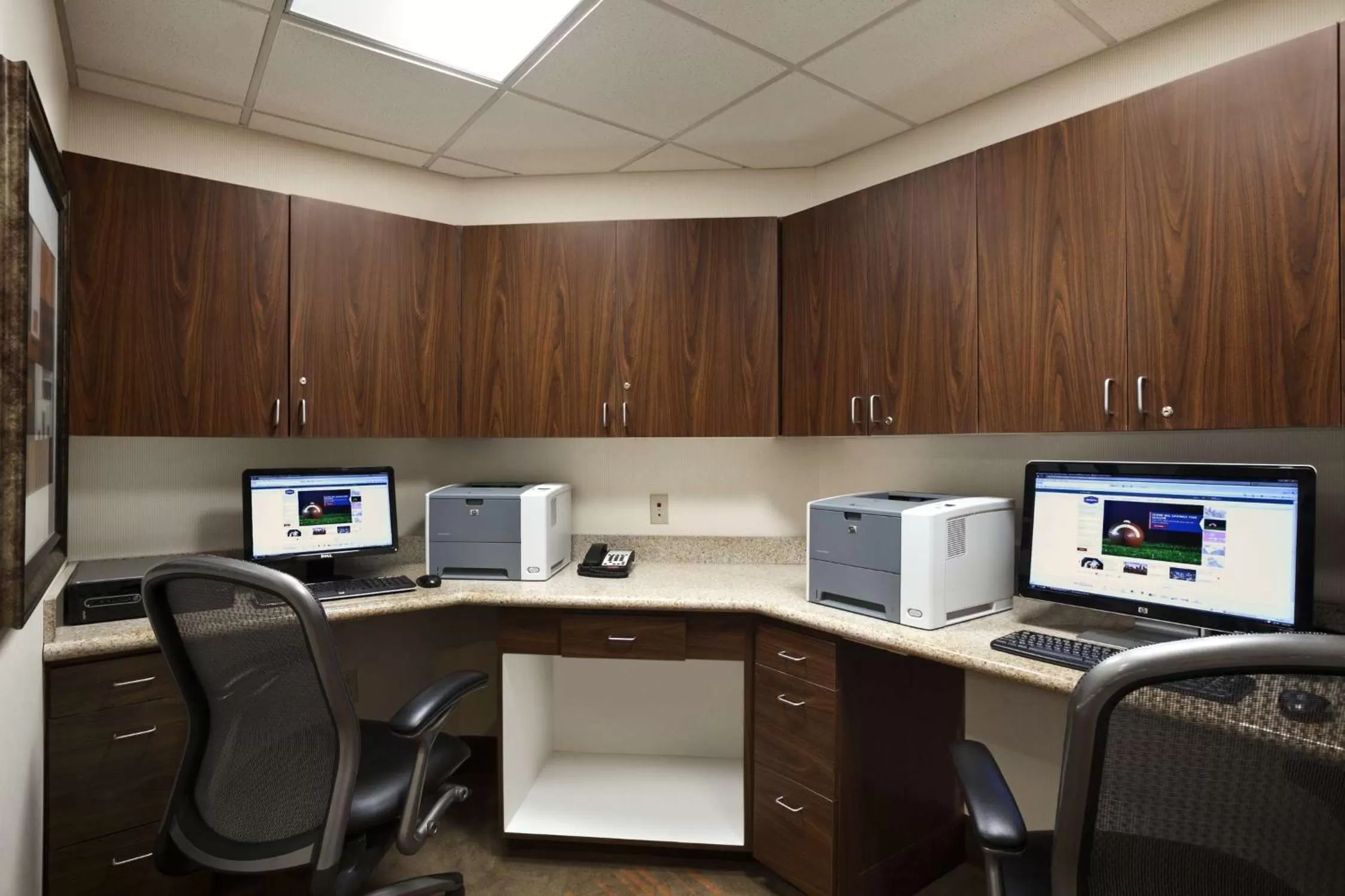 Business facilities in Hampton Inn & Suites Conroe I 45 North