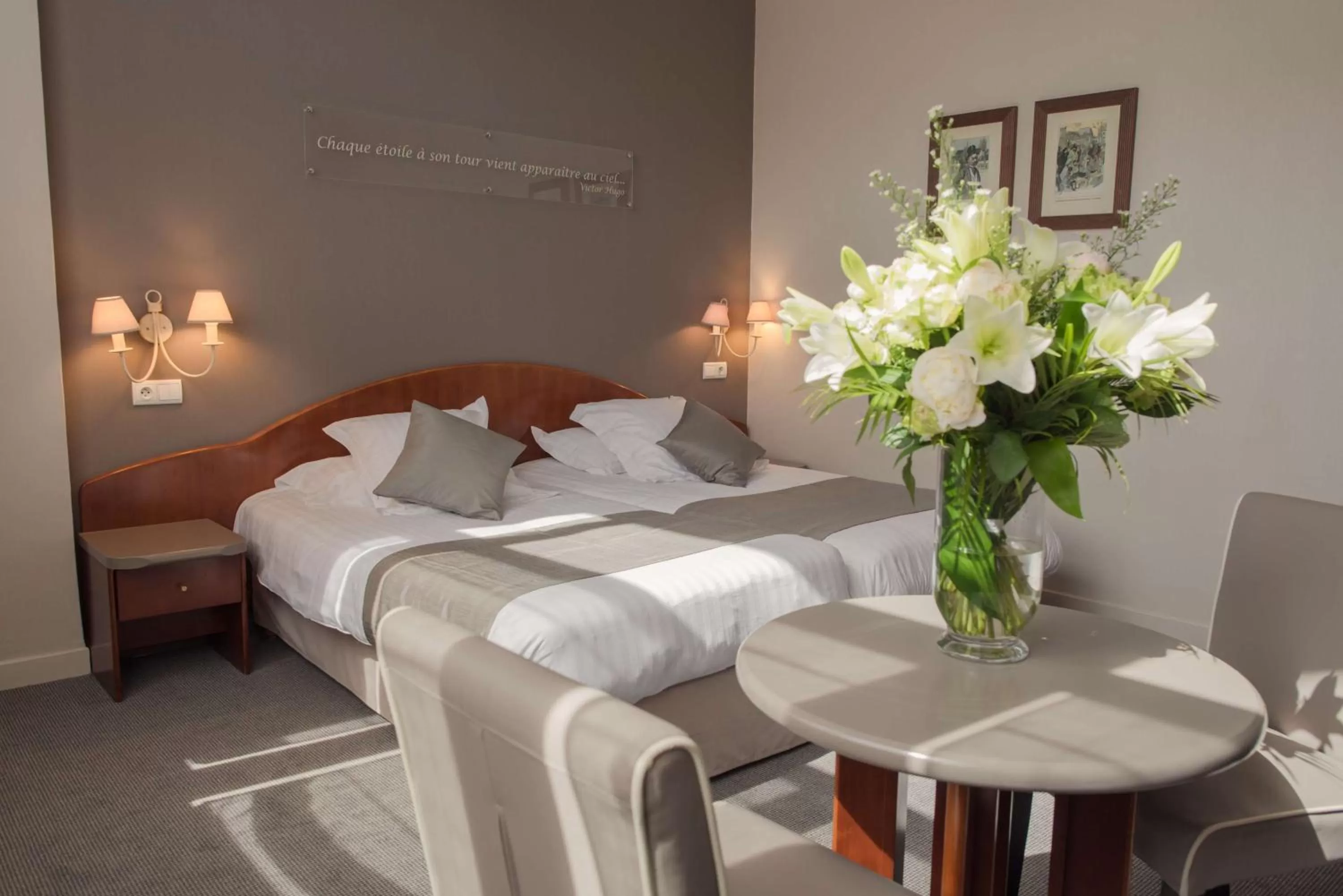 Bed in Best Western Hôtel Hermitage