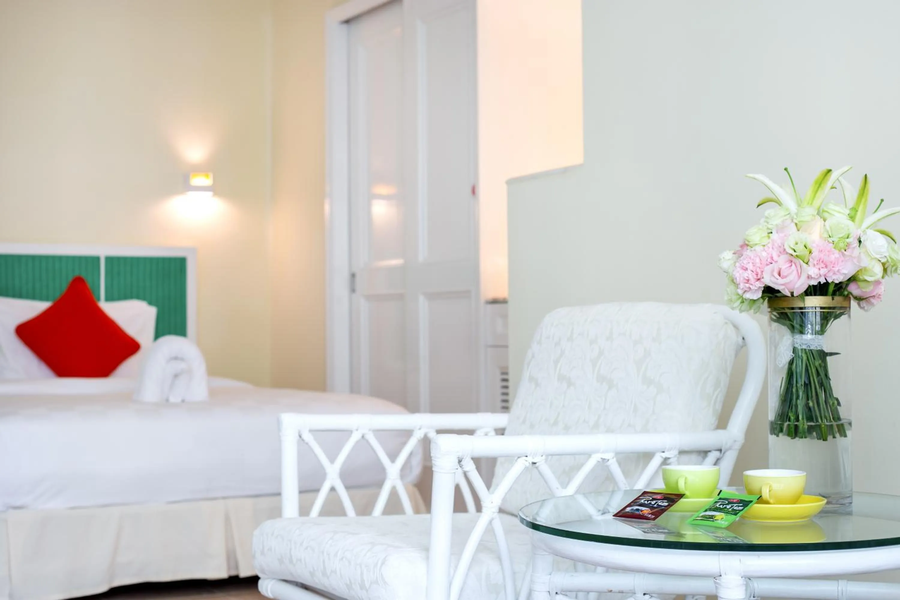 Bedroom, Bed in Sunshine Resort Intime Sanya